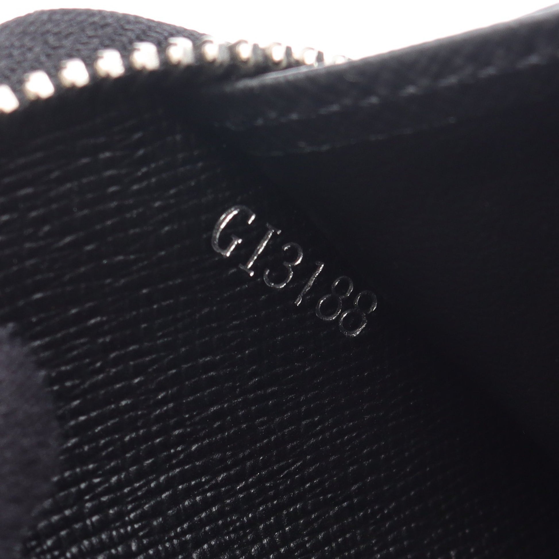ジッピーウォレット エピ ノワール ラウンドファスナー長財布 レザー ブラック ルイヴィトン 財布・小物 LOUIS VUITTON