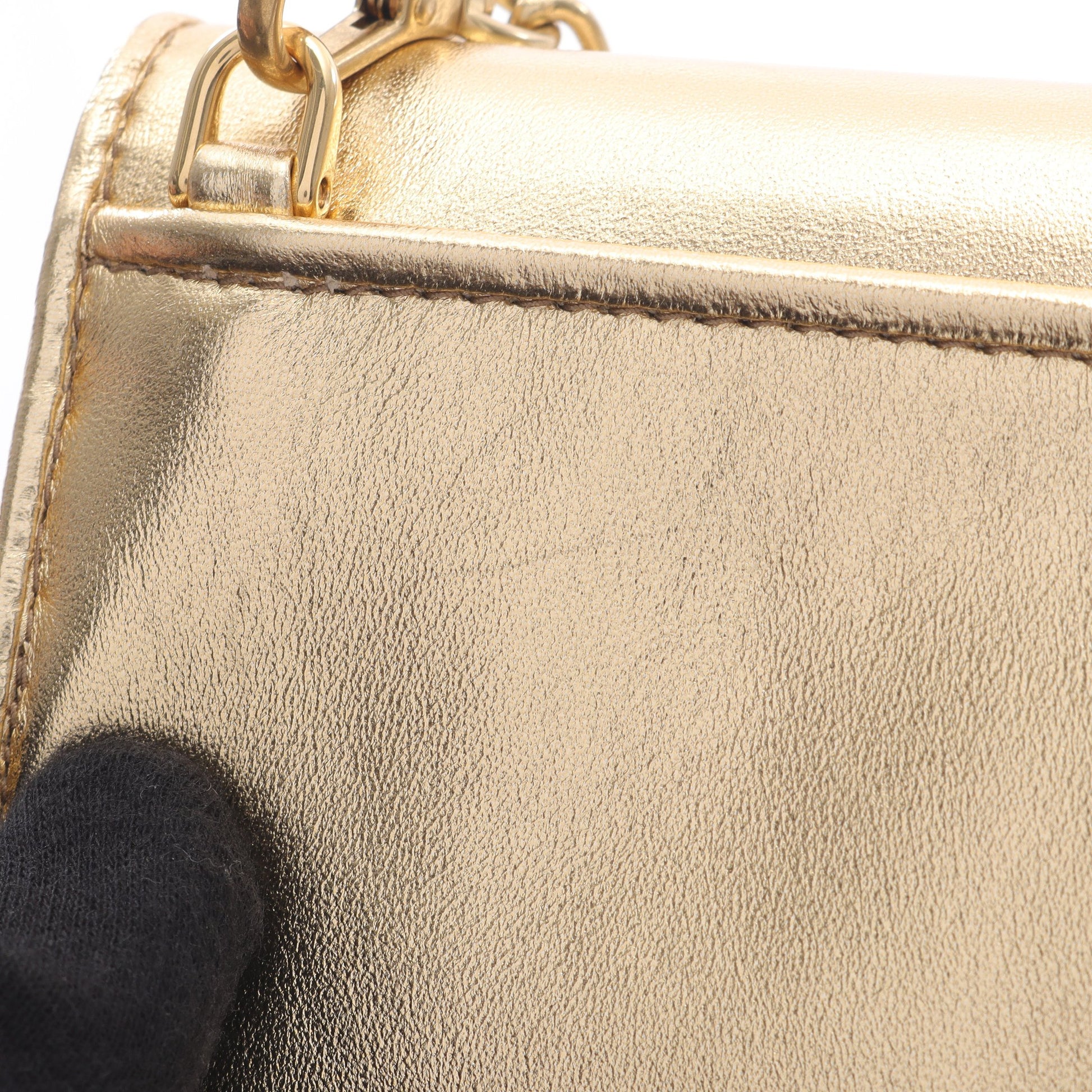 カードケース レザー ゴールド ミュウミュウ 財布・小物 miu miu