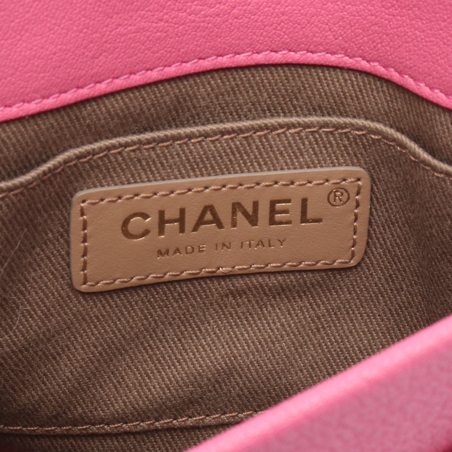 マトラッセ チェーンショルダーバッグ レザー ピンク ゴールド金具 シャネル バッグ CHANEL