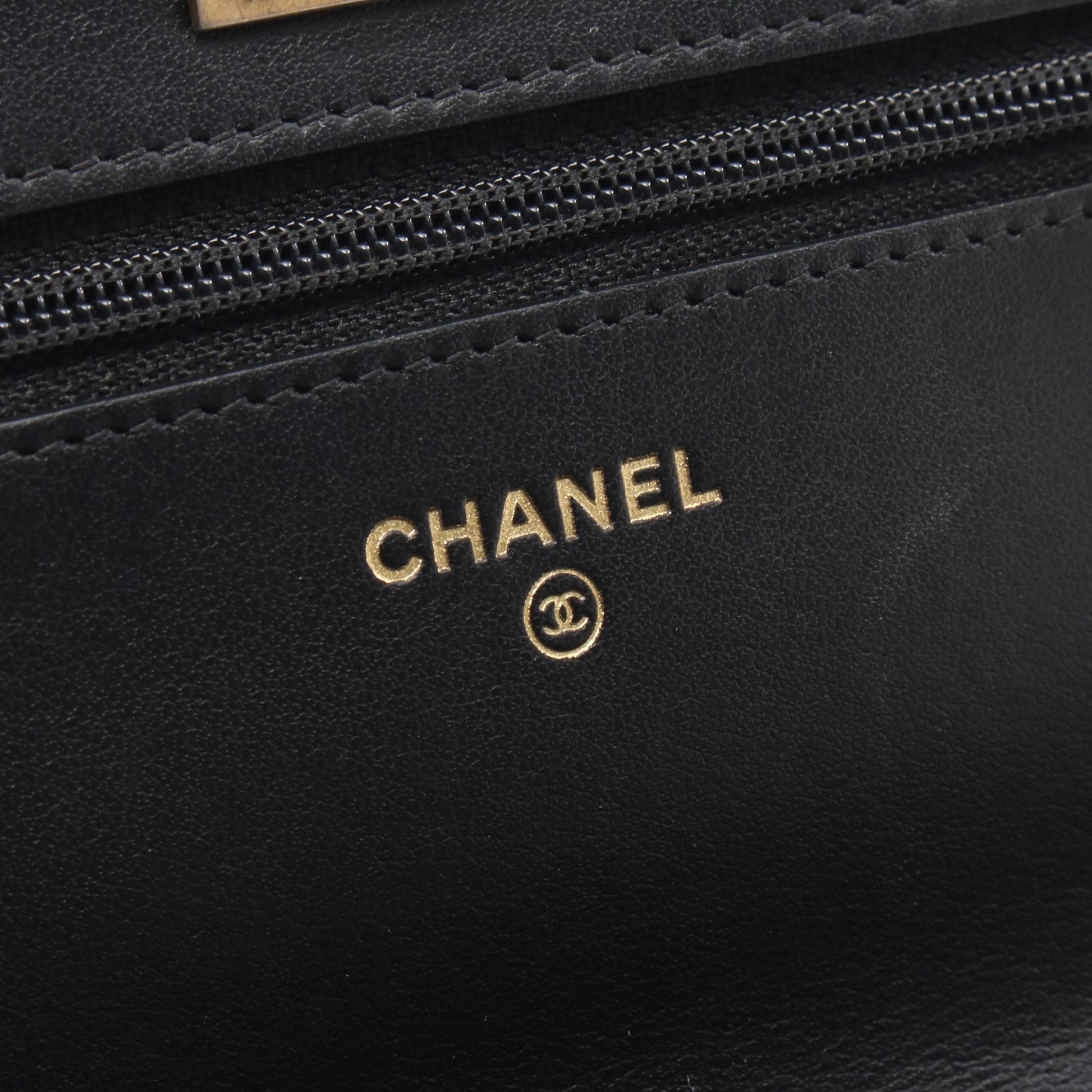 2.55 チェーンショルダーバッグ レザー ブラック ゴールド ゴールド金具 クロコ型押し シャネル バッグ CHANEL