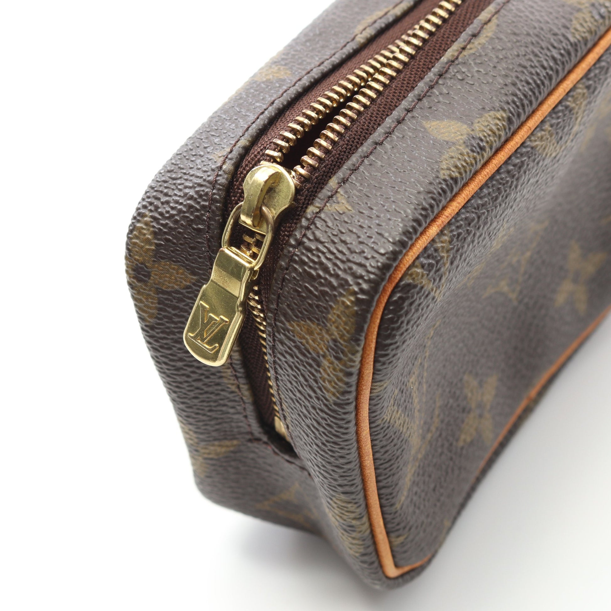 トゥルース ワピティ モノグラム ポーチ PVC レザー ブラウン ルイヴィトン 財布・小物 LOUIS VUITTON