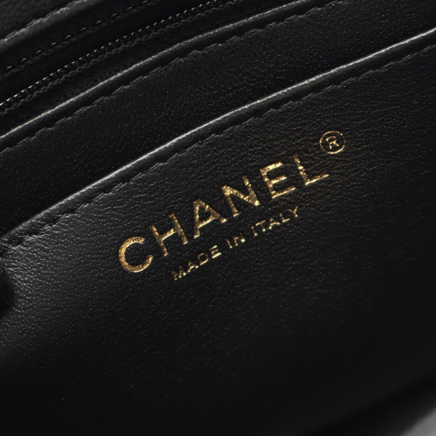 ミニマトラッセ チェーンショルダーバッグ ラムスキン ブラック ゴールド金具 シャネル バッグ CHANEL