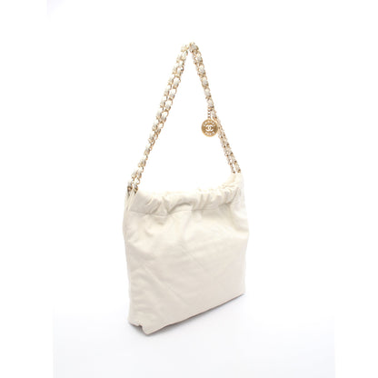 マトラッセ シャネル22 スモール チェーンショルダーバッグ レザー オフホワイト ゴールド金具 シャネル バッグ CHANEL