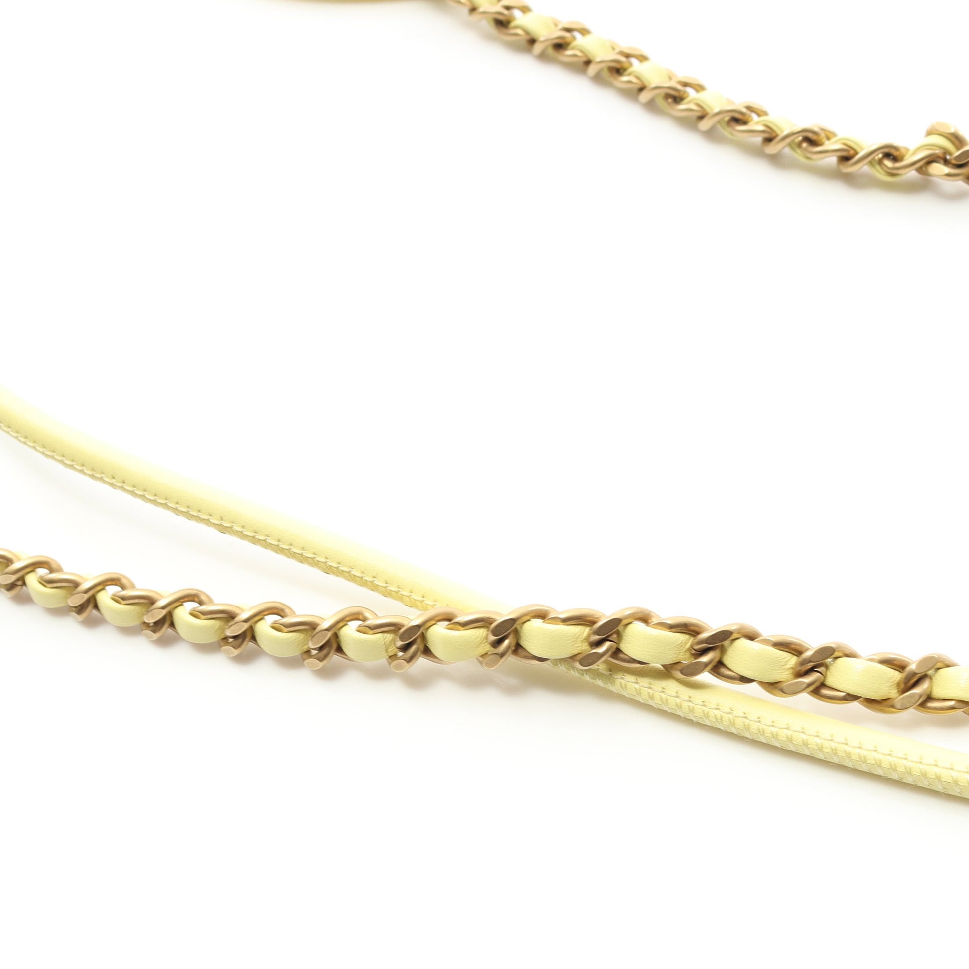 CHANEL 22 ミニ チェーンショルダーバッグ レザー ライトイエロー ゴールド金具 シャネル バッグ CHANEL