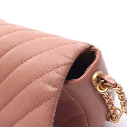シェブロン Vステッチ チェーンショルダーバッグ レザー ダスティピンク ゴールド金具 シャネル バッグ CHANEL