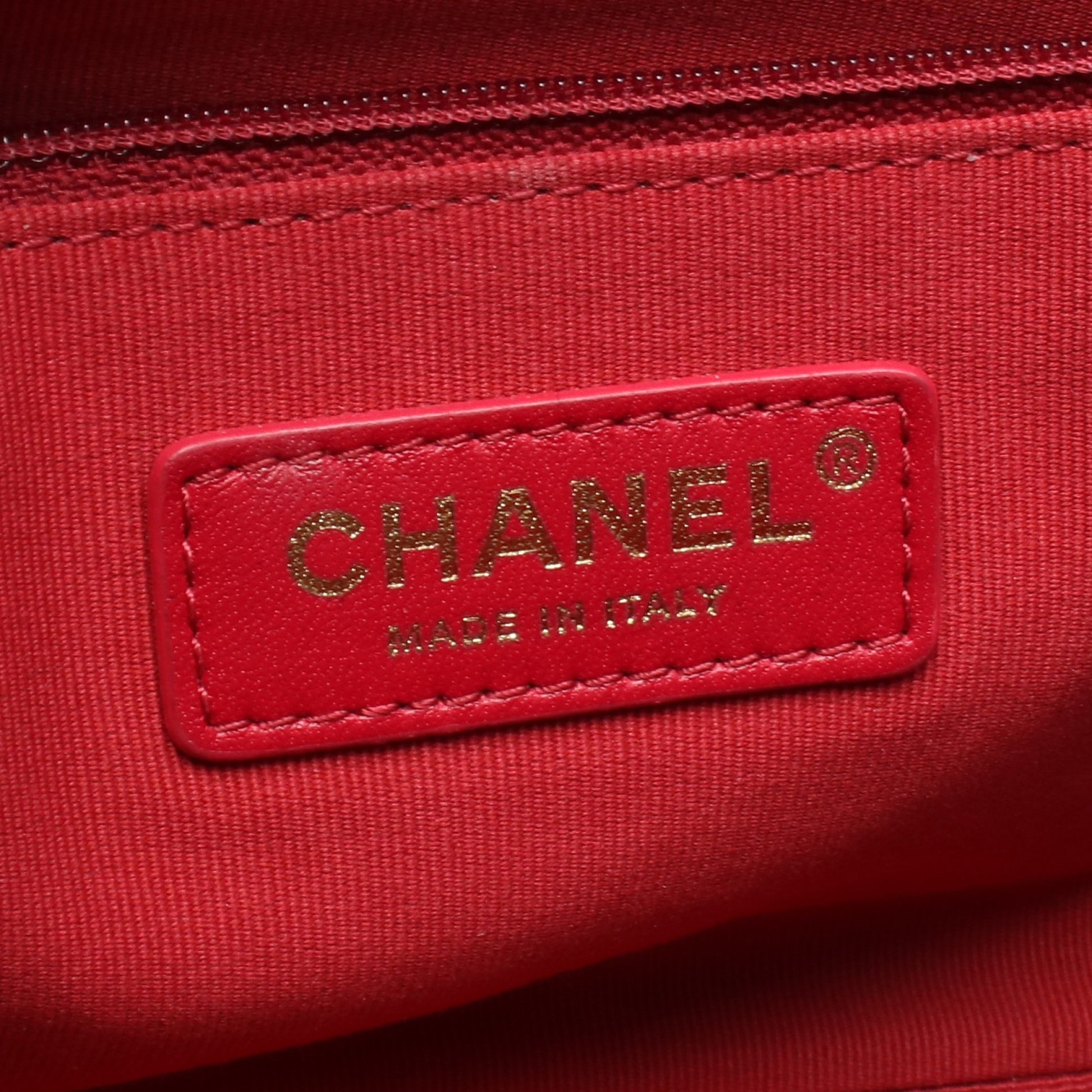 マトラッセ チェーンショルダーバッグ レザー ブラック ゴールド金具 シャネル バッグ CHANEL