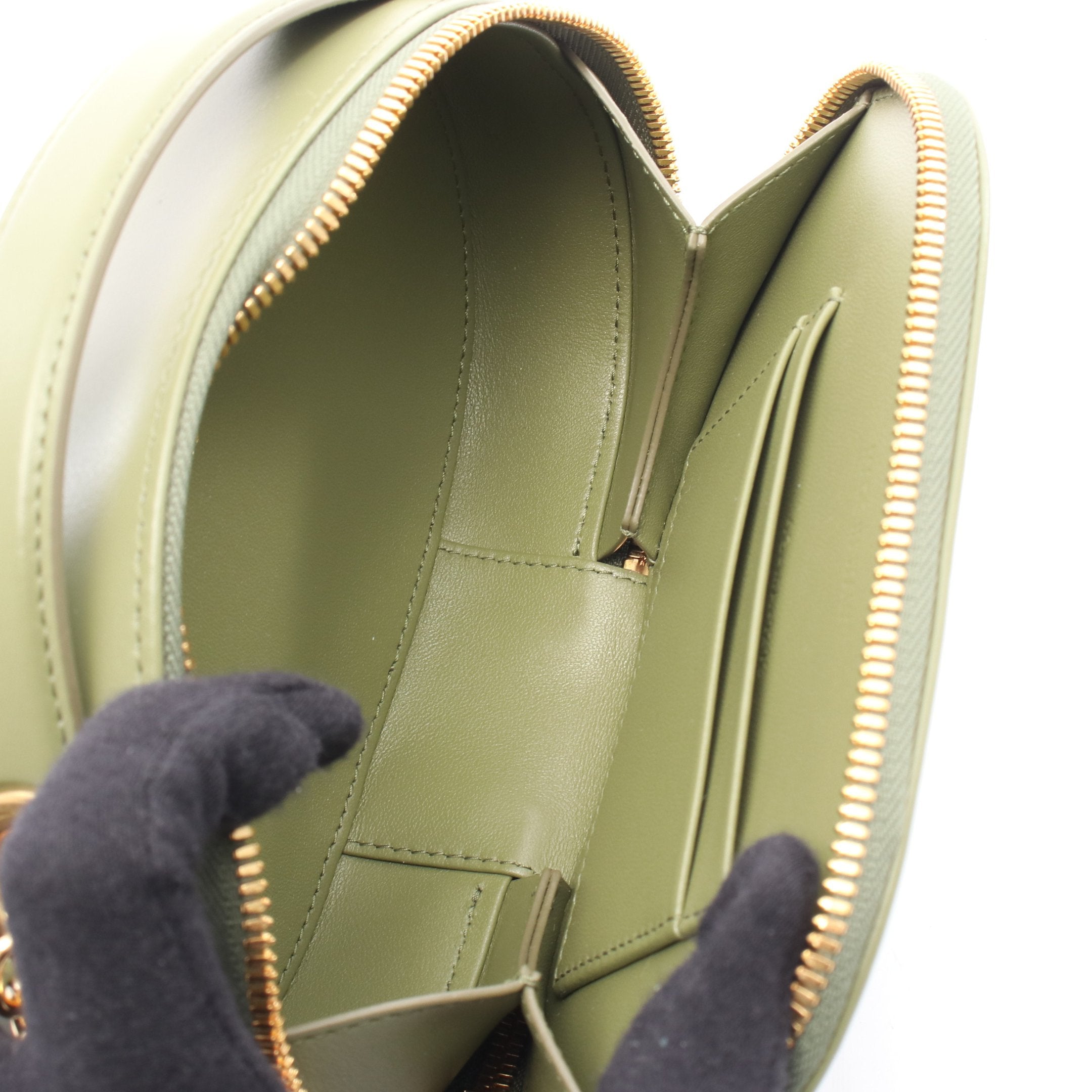 CDシグネチャー オーバル カメラバッグ チェーンショルダーバッグ