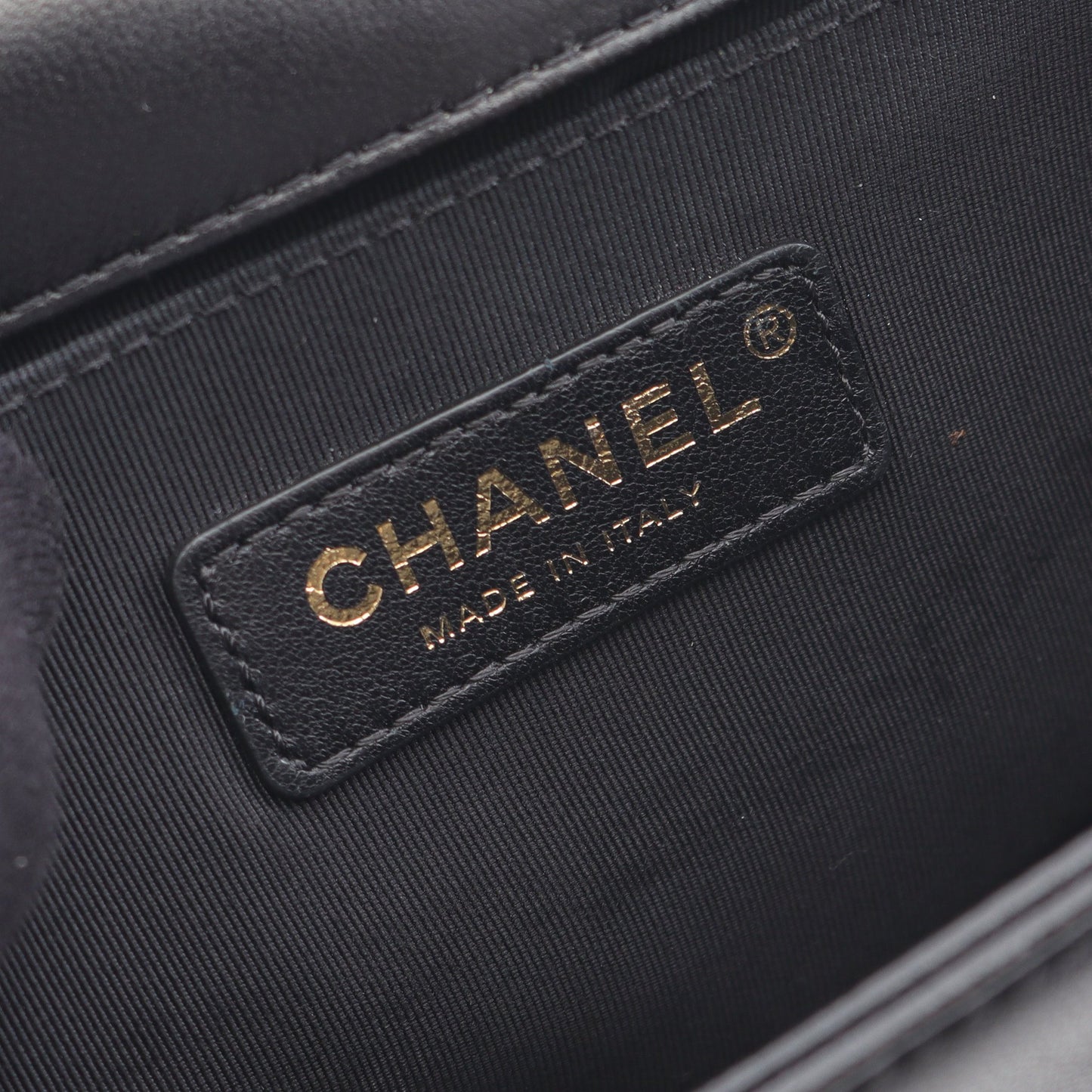 ボーイシャネル チェーンショルダーバッグ ファブリック レザー ブラック ホワイト ゴールド金具 シャネル バッグ CHANEL