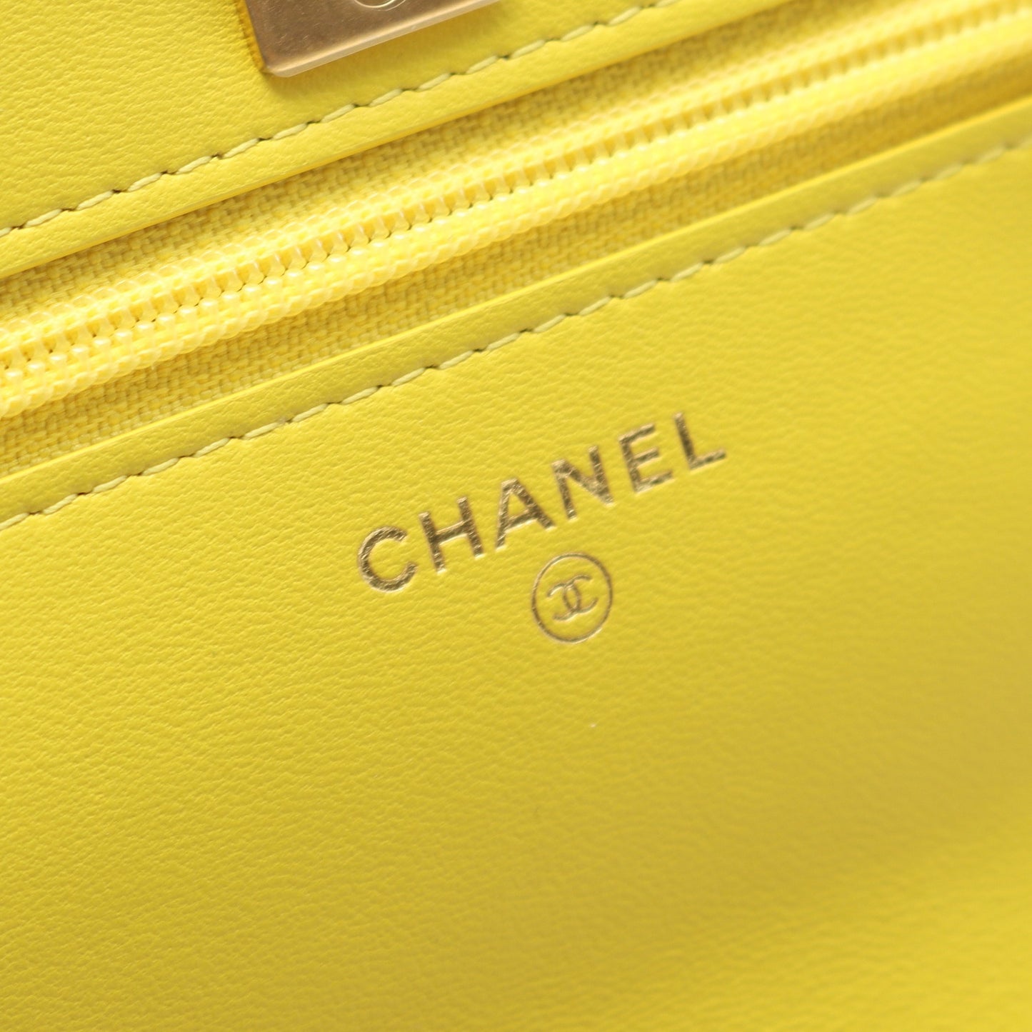 マトラッセ チェーンウォレット ラムスキン イエロー ゴールド金具 シャネル バッグ CHANEL