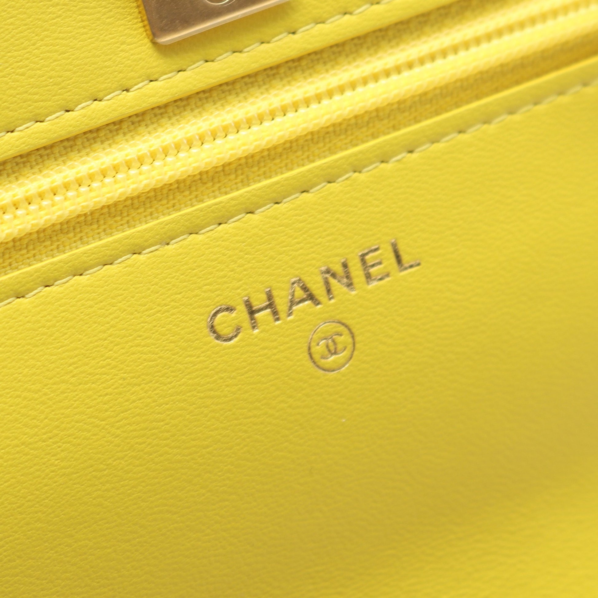 マトラッセ チェーンウォレット ラムスキン イエロー ゴールド金具 シャネル バッグ CHANEL