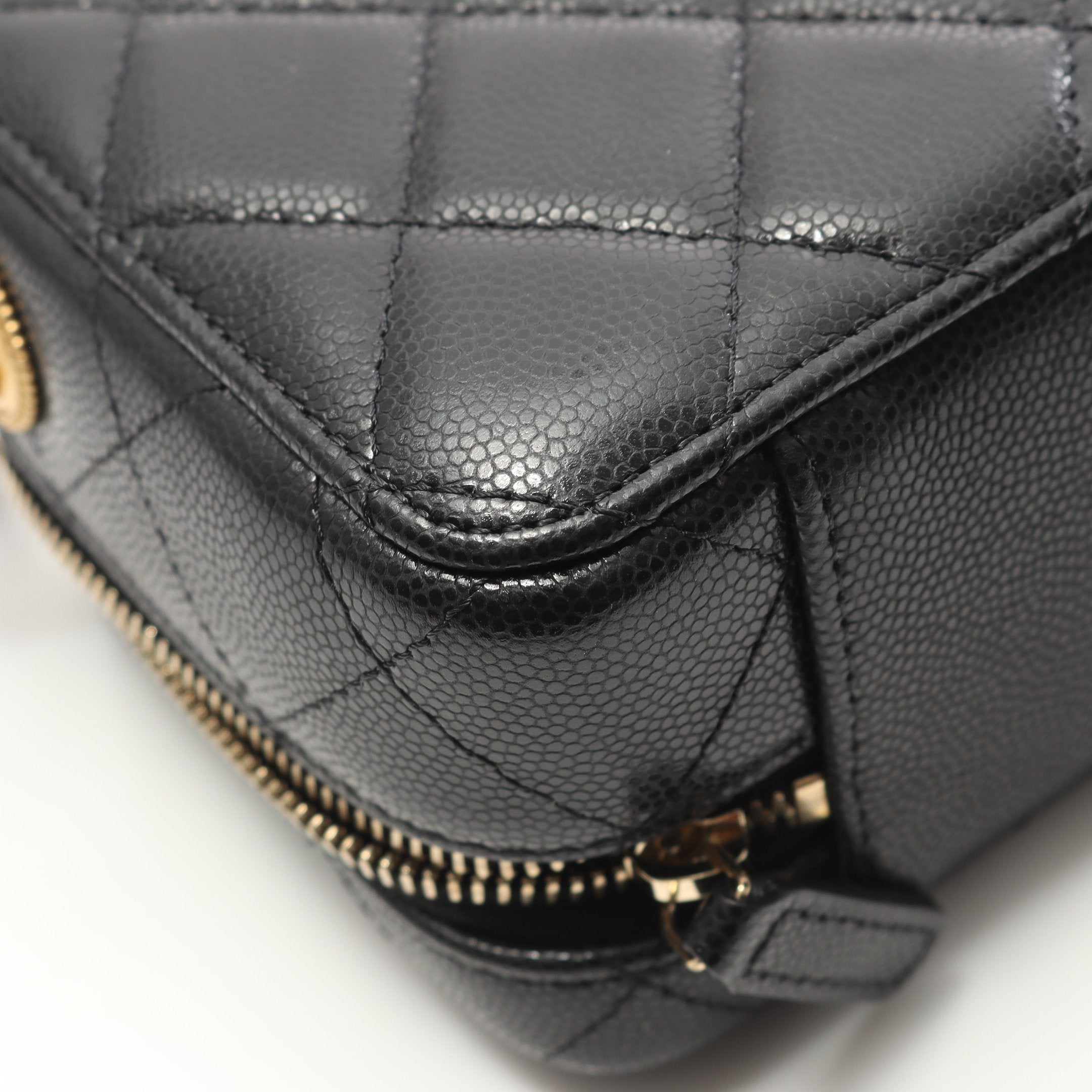 マトラッセ ミニ カメラバッグ チェーンショルダーバッグ