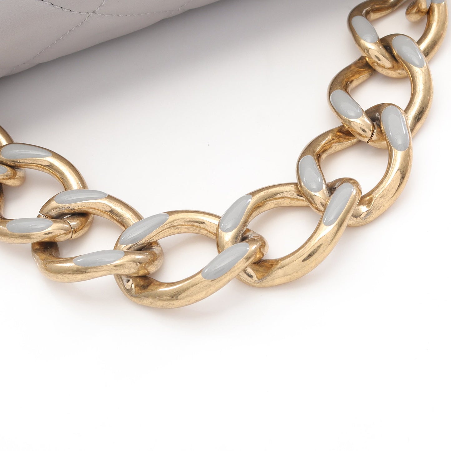 ミニマトラッセ チェーンショルダーバッグ ラムスキン グレー ゴールド金具 シャネル バッグ CHANEL