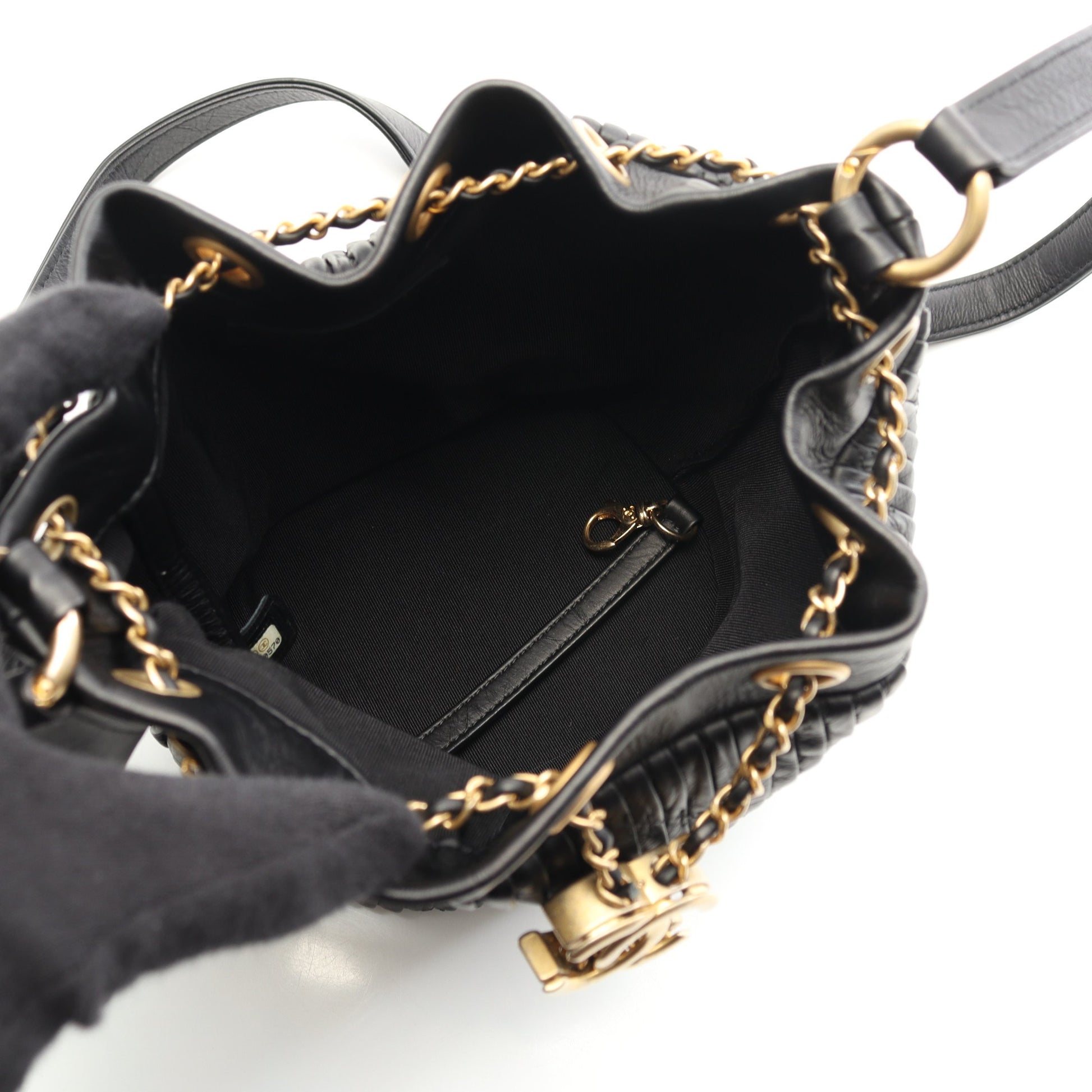 ココマーク スモール バケット チェーンショルダーバッグ ラムスキン ブラック ゴールド金具 巾着 シャネル バッグ CHANEL