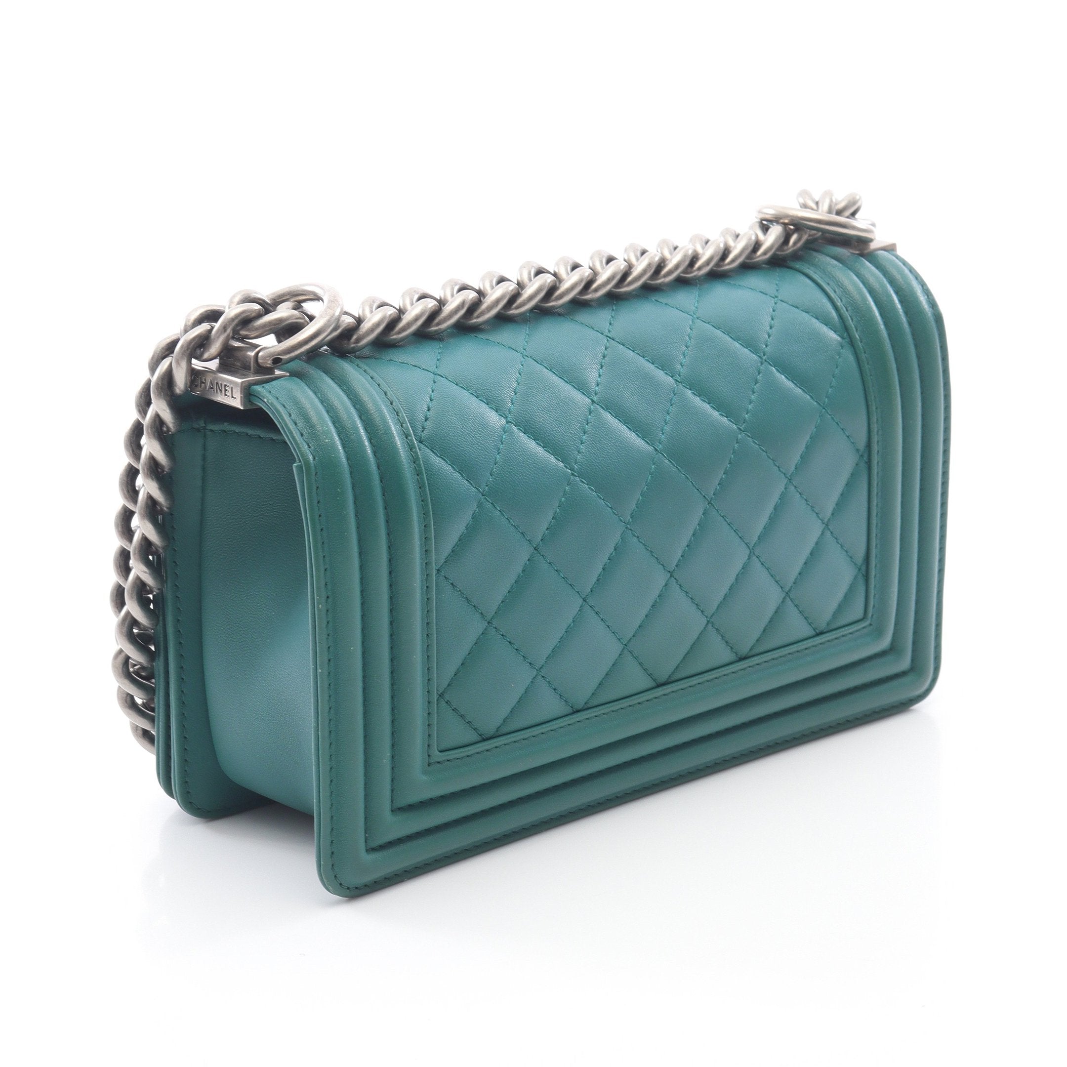 新品同様 シャネル CHANEL ボーイシャネル スモール チェーン ショルダー バッグ ラムスキン グリーン A67085 シルバー 金具 90317970 CHANEL ボーイシャネル スモール チェーン ショルダー バッグ
