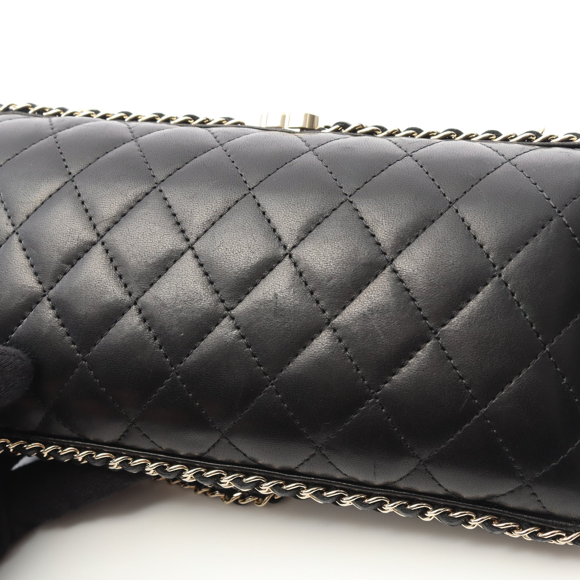 マトラッセ チェーンショルダーバッグ ラムスキン ブラック ゴールド金具 シャネル バッグ CHANEL