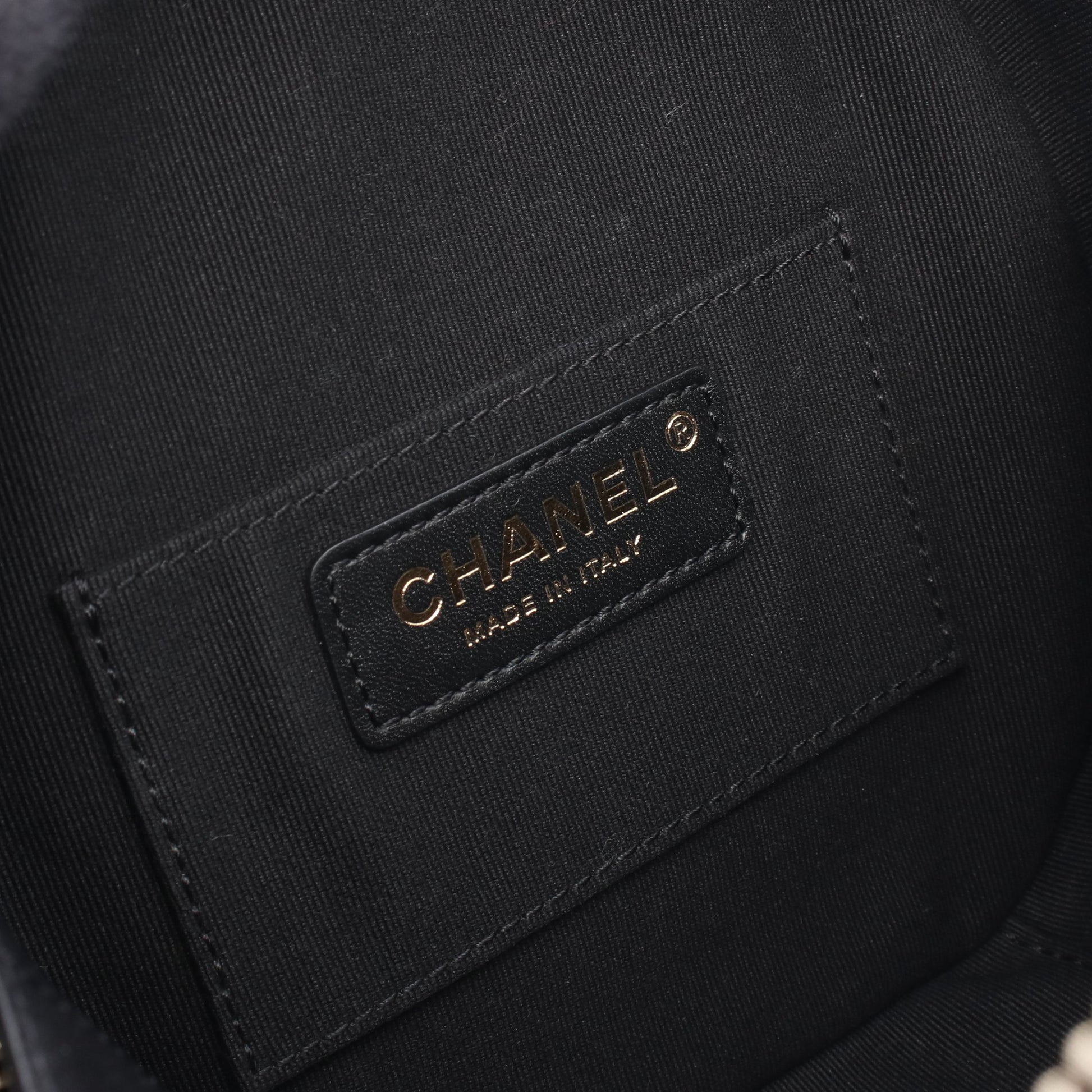 マトラッセ チェーンショルダーバッグ ラムスキン ブラック ゴールド金具 シャネル バッグ CHANEL