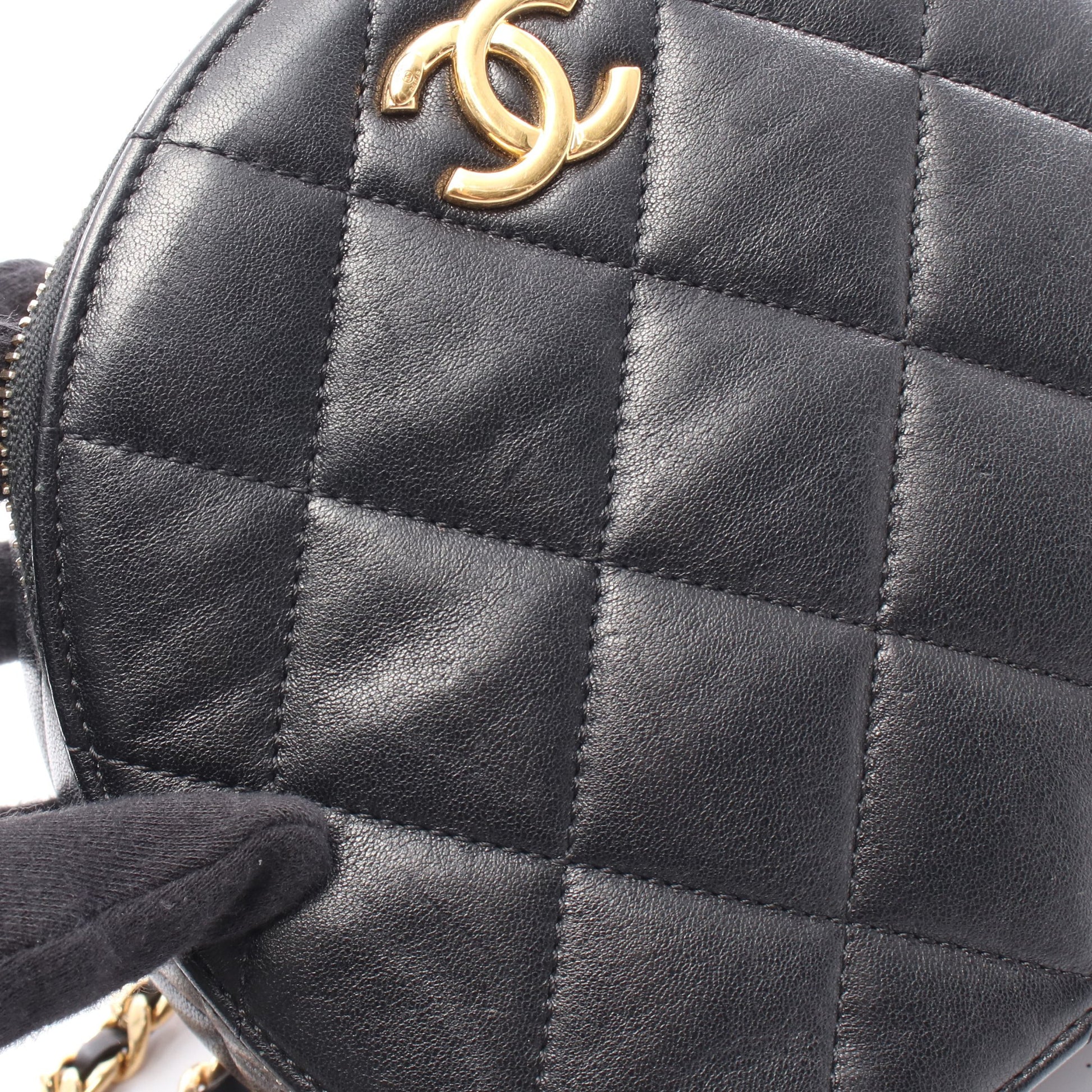 マトラッセ チェーンショルダーバッグ ラムスキン ブラック ゴールド金具 シャネル バッグ CHANEL