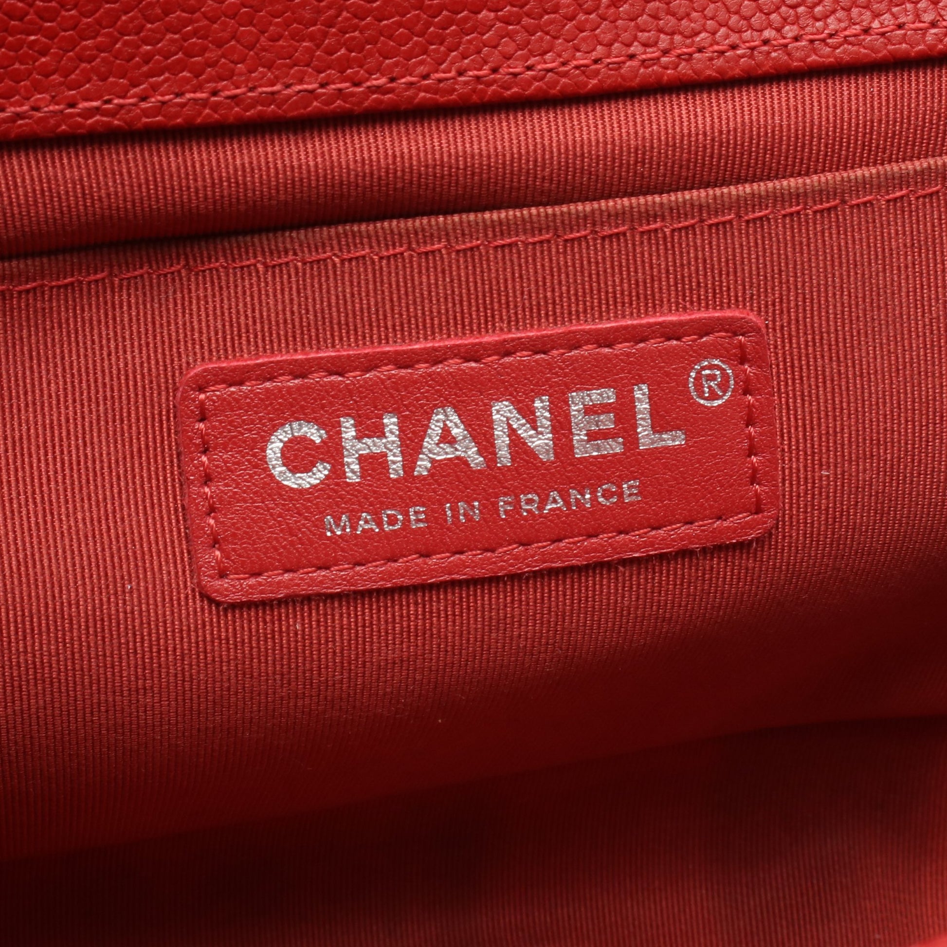 ボーイシャネル チェーンショルダーバッグ キャビアスキン レッド アンティークシルバー金具 シャネル バッグ CHANEL