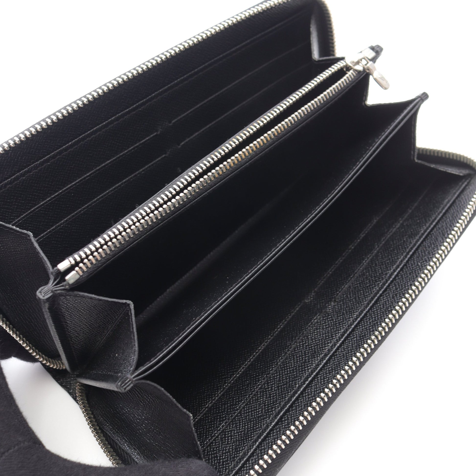 ジッピーウォレット エピ ノワール ラウンドファスナー長財布 レザー  