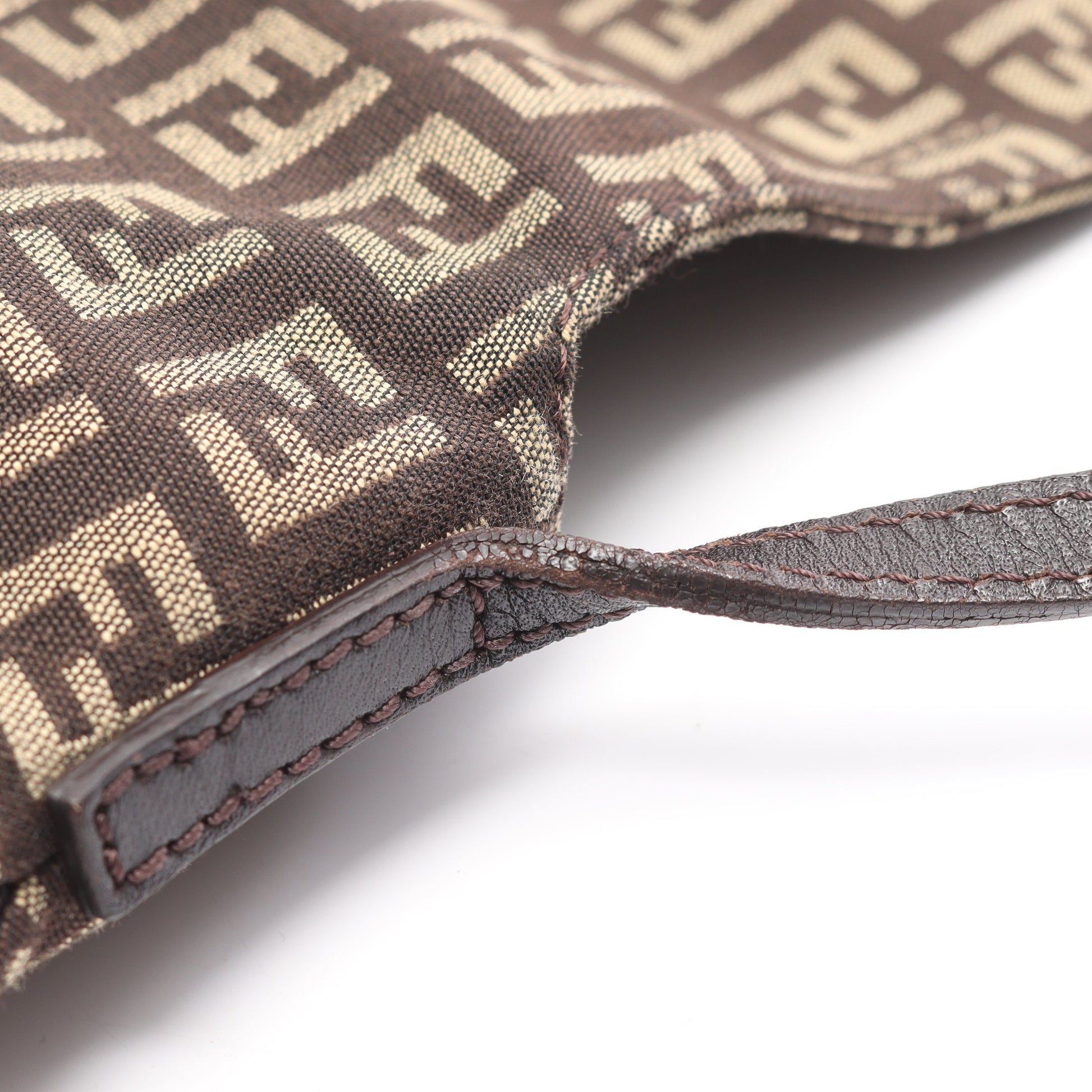 ズッキーノ ショルダーバッグ キャンバス レザー ダークブラウン フェンディ バッグ FENDI