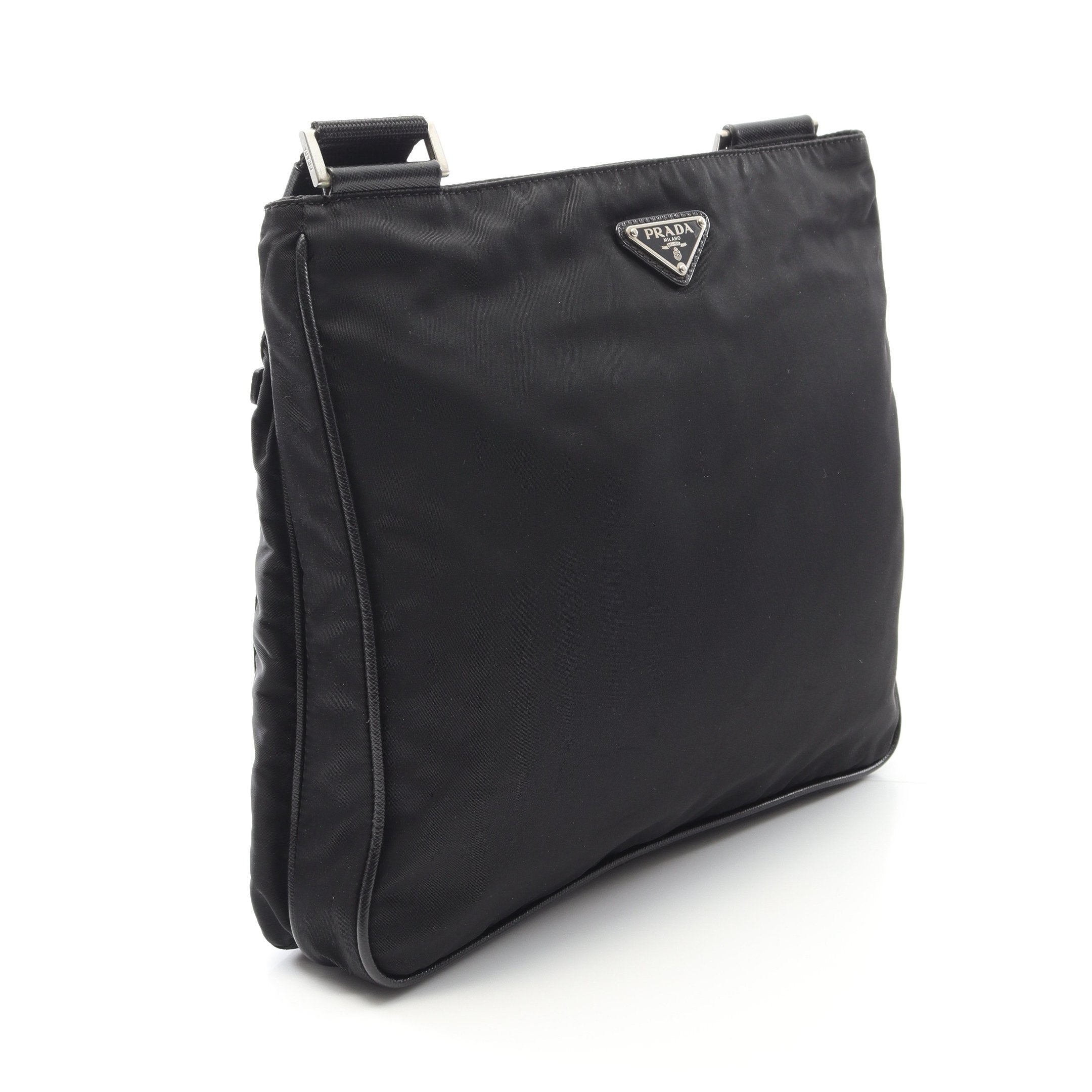 PRADA ショルダーバッグ サフィアーノレザー ナイロン 黒 三角プレート ショルダーバッグ ナイロン サフィアーノレザー ブラック 三角プレート