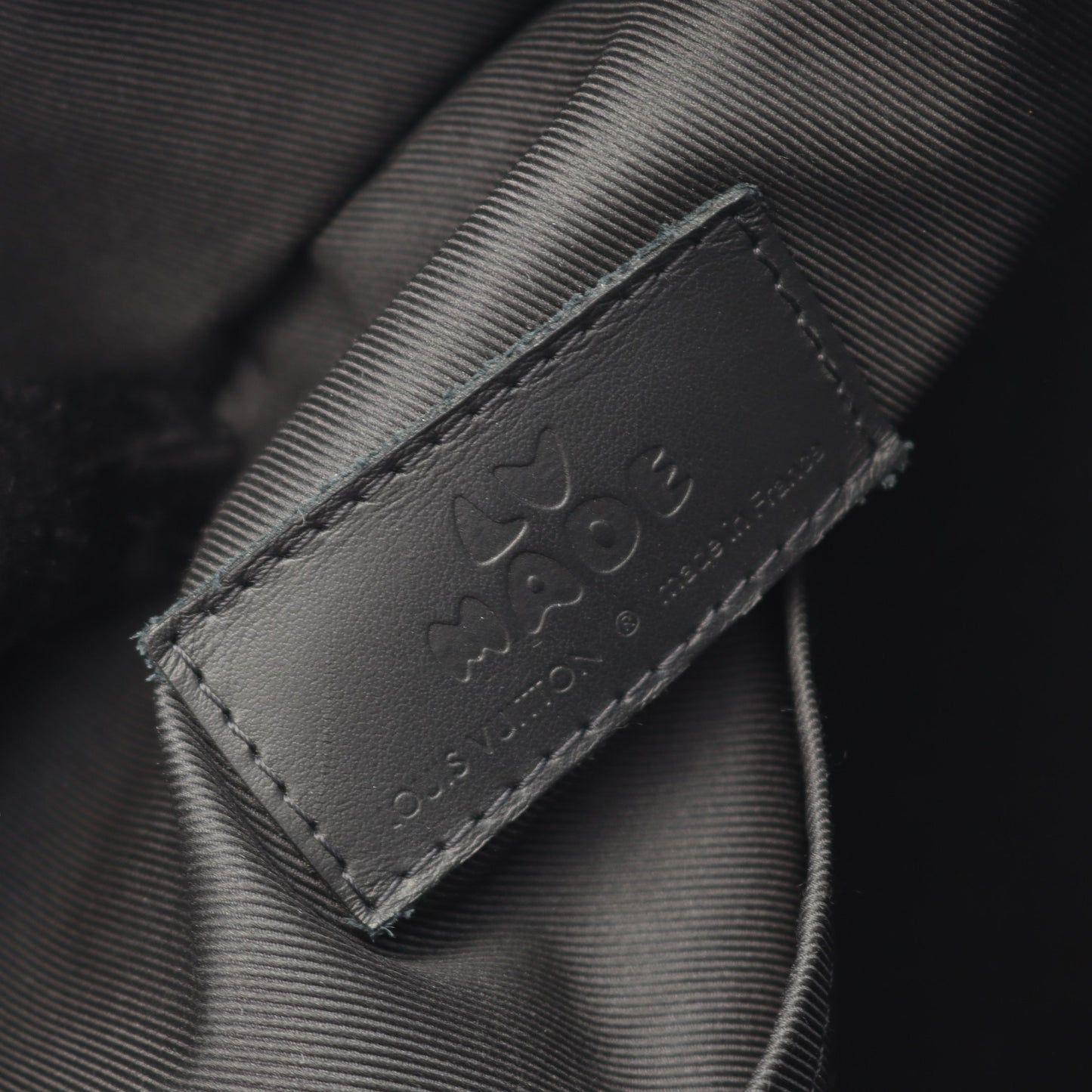 LOUIS VUITTON × NIGO モジュラー モノグラムストライプエクリプス バックパック リュックサック PVC レザー ブラック グレー ルイヴィトン バッグ LOUIS VUITTON