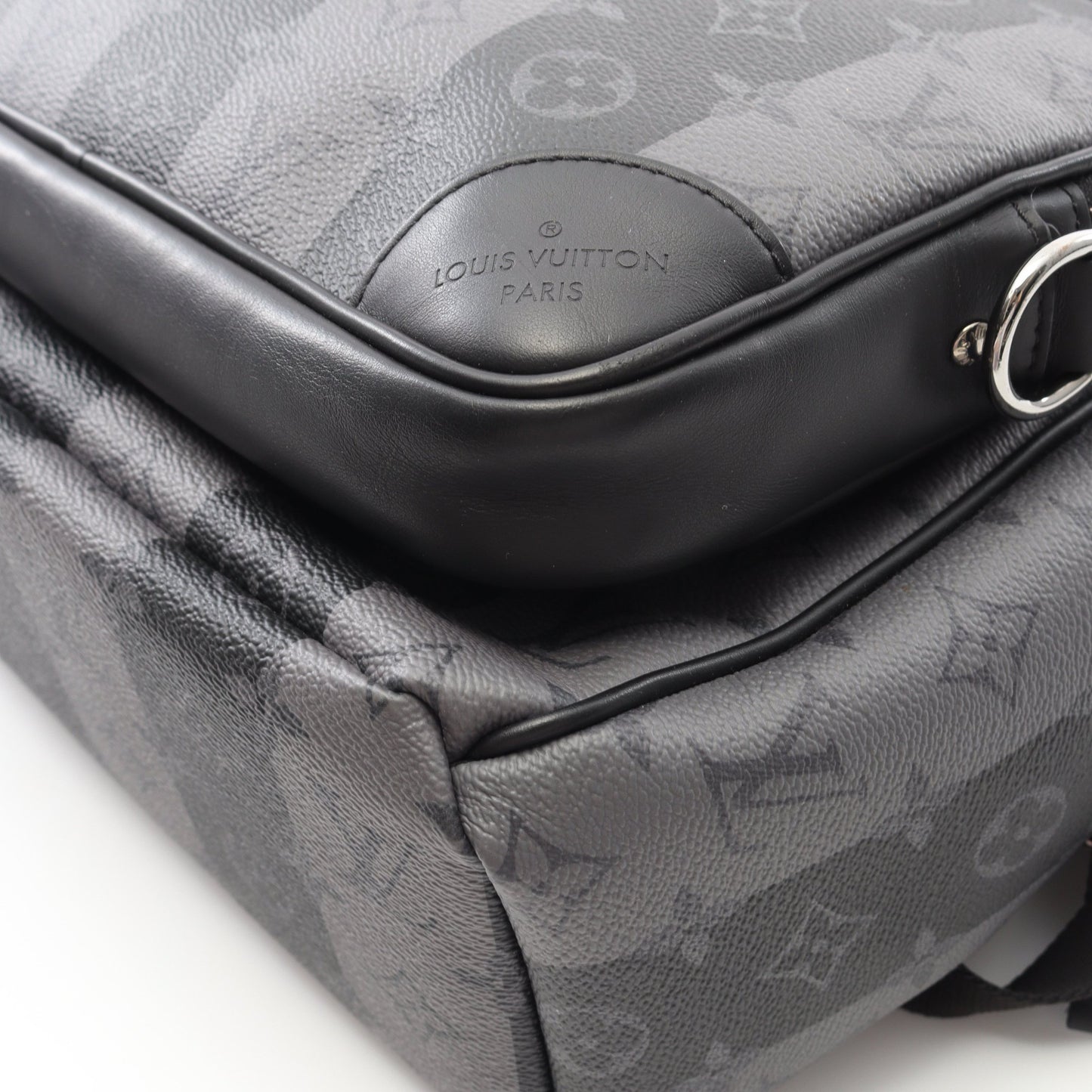 LOUIS VUITTON × NIGO モジュラー モノグラムストライプエクリプス バックパック リュックサック PVC レザー ブラック グレー ルイヴィトン バッグ LOUIS VUITTON