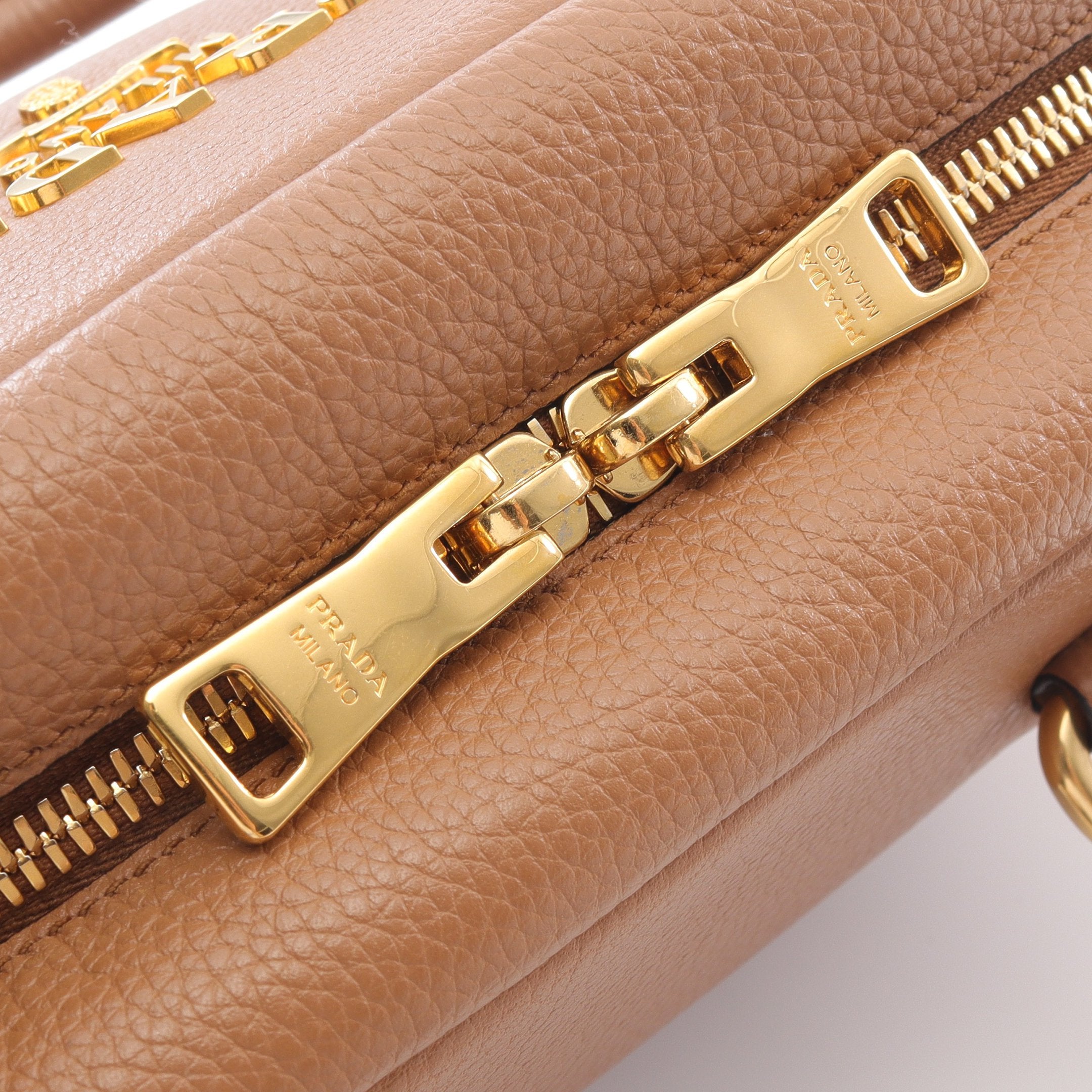 ハンドバッグ レザー ブラウン 2WAY プラダ – RECLO
