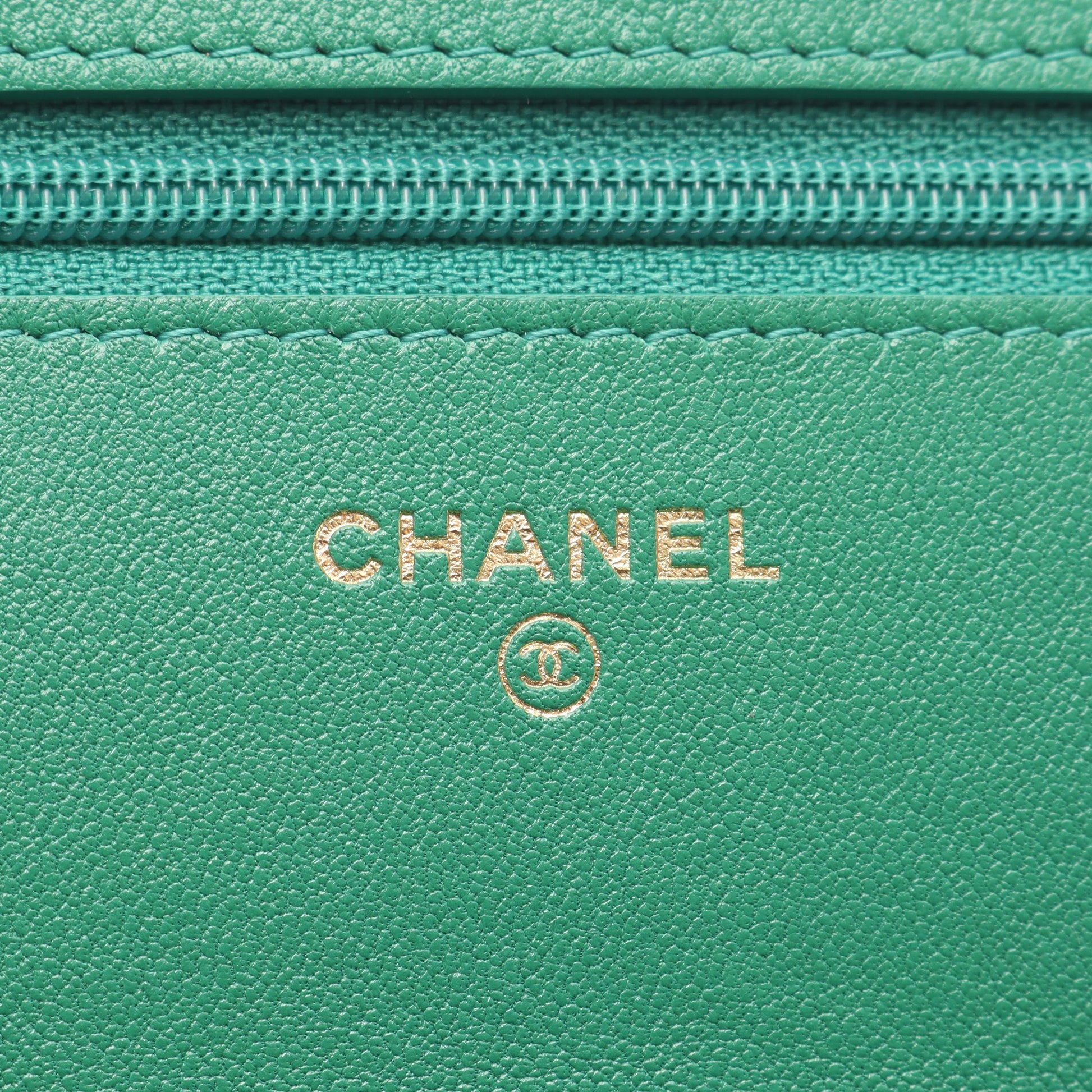 19 ディズヌフ マトラッセ チェーンウォレット ラムスキン グリーン コンビ金具 2WAY シャネル バッグ CHANEL