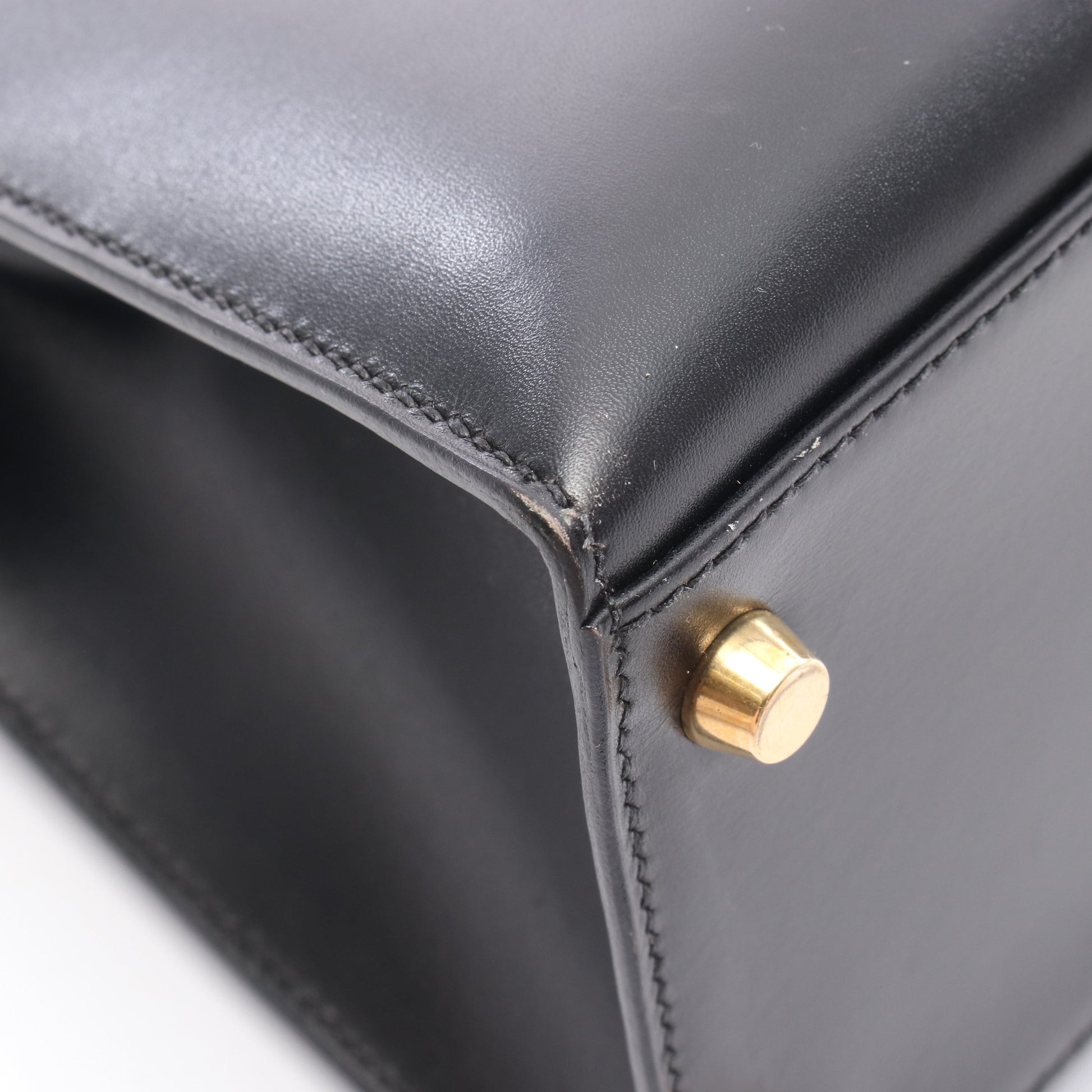 ケリー32 ハンドバッグ ボックスカーフ ブラック ゴールド金具 外縫い 2WAY □D刻印 エルメス バッグ HERMES