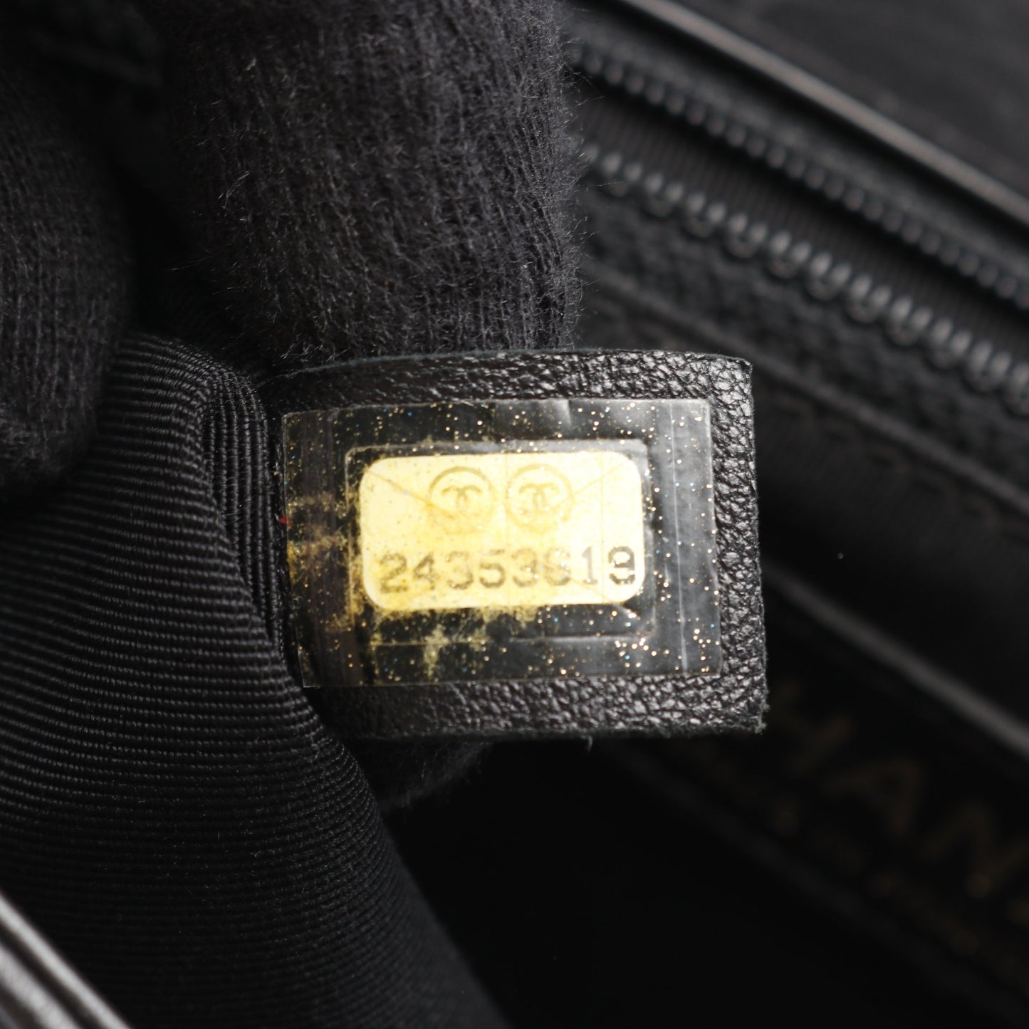 チェーンショルダーバッグ エイジドカーフスキン ブラック ゴールド金具 2WAY シャネル バッグ CHANEL