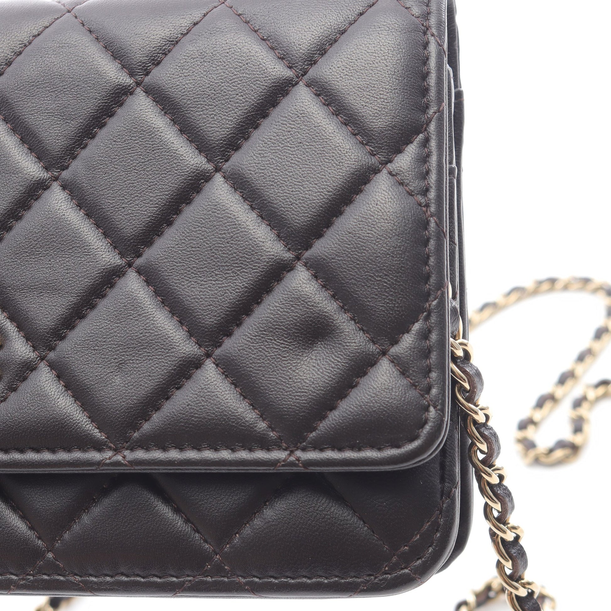 マトラッセ チェーンウォレット ラムスキン ダークブラウン ゴールド金具 シャネル バッグ CHANEL