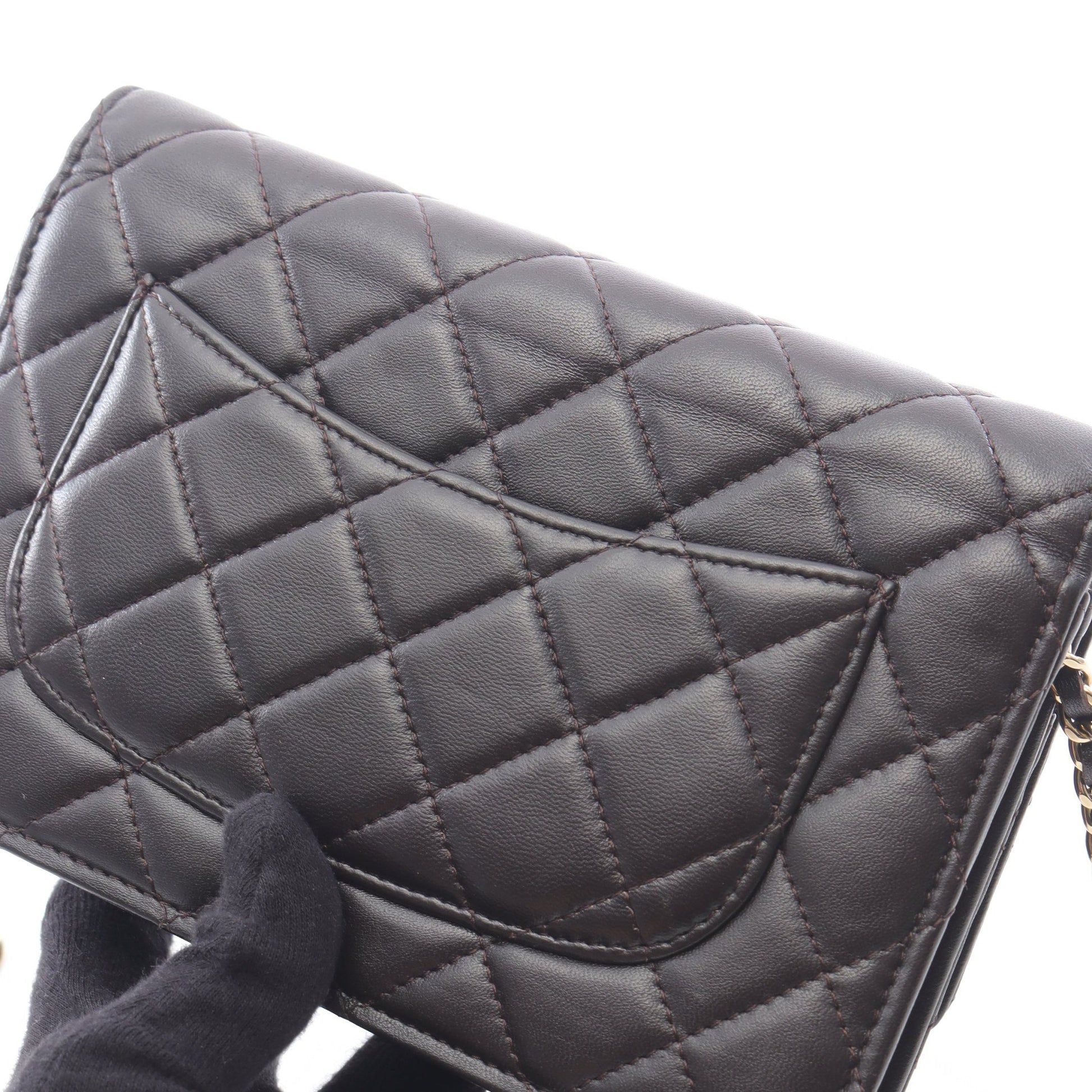マトラッセ チェーンウォレット ラムスキン ダークブラウン ゴールド金具 シャネル バッグ CHANEL