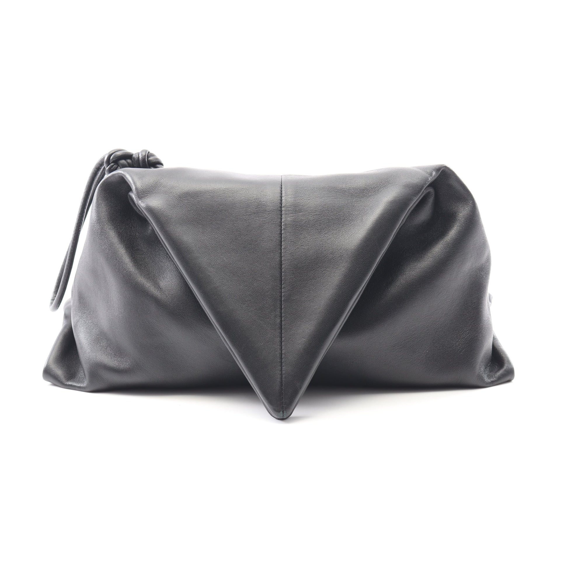 トライアングルフラップ クラッチバッグ レザー ブラック ボッテガヴェネタ バッグ BOTTEGA VENETA