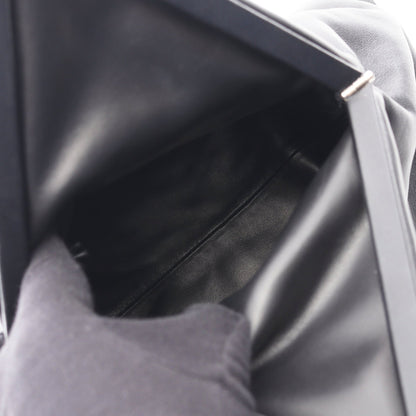トライアングルフラップ クラッチバッグ レザー ブラック ボッテガヴェネタ バッグ BOTTEGA VENETA