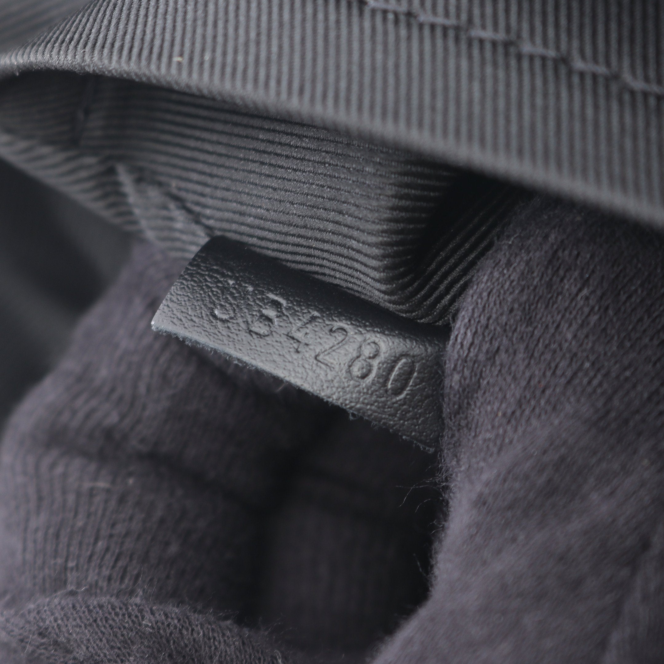 スプリンターメッセンジャー モノグラム シャドウ ノワール ショルダー