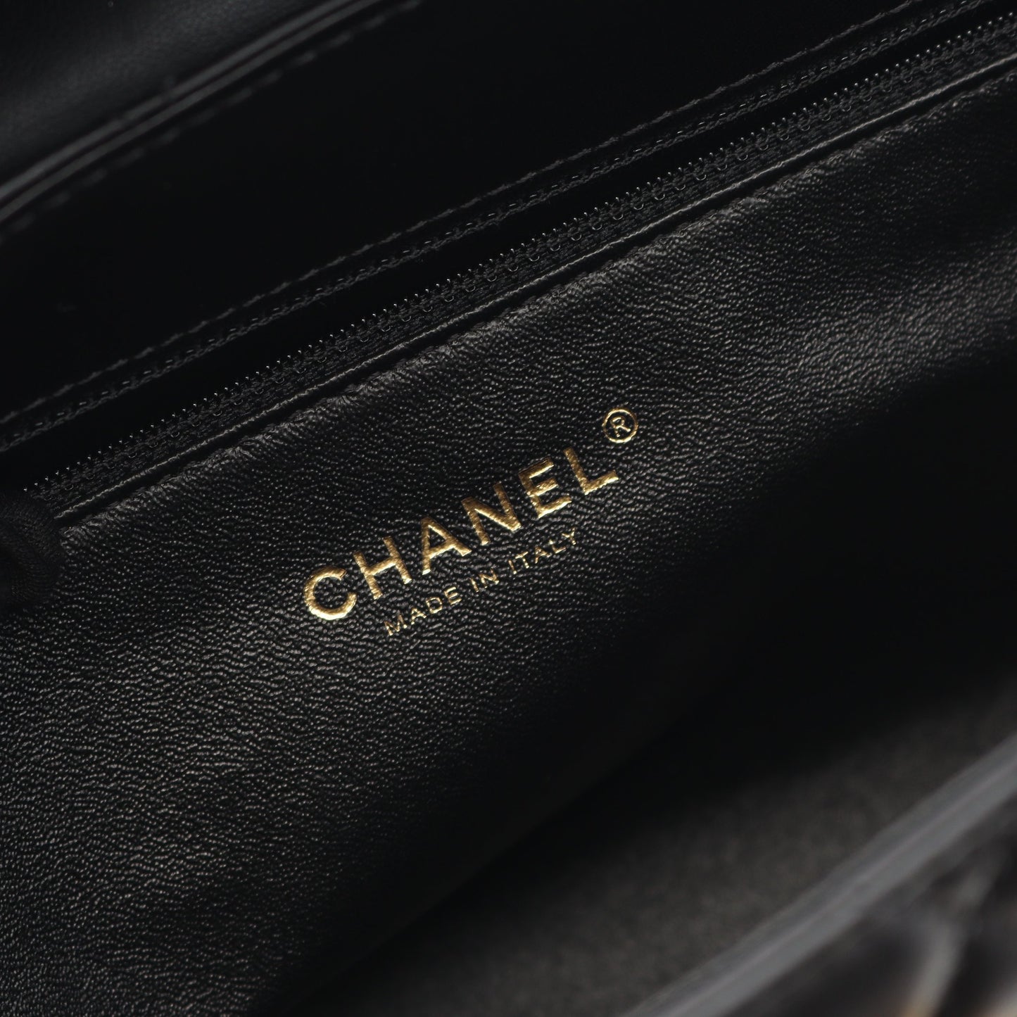マトラッセ チェーンショルダーバッグ チェーントートバッグ ラムスキン ブラック ゴールド金具 シャネル バッグ CHANEL