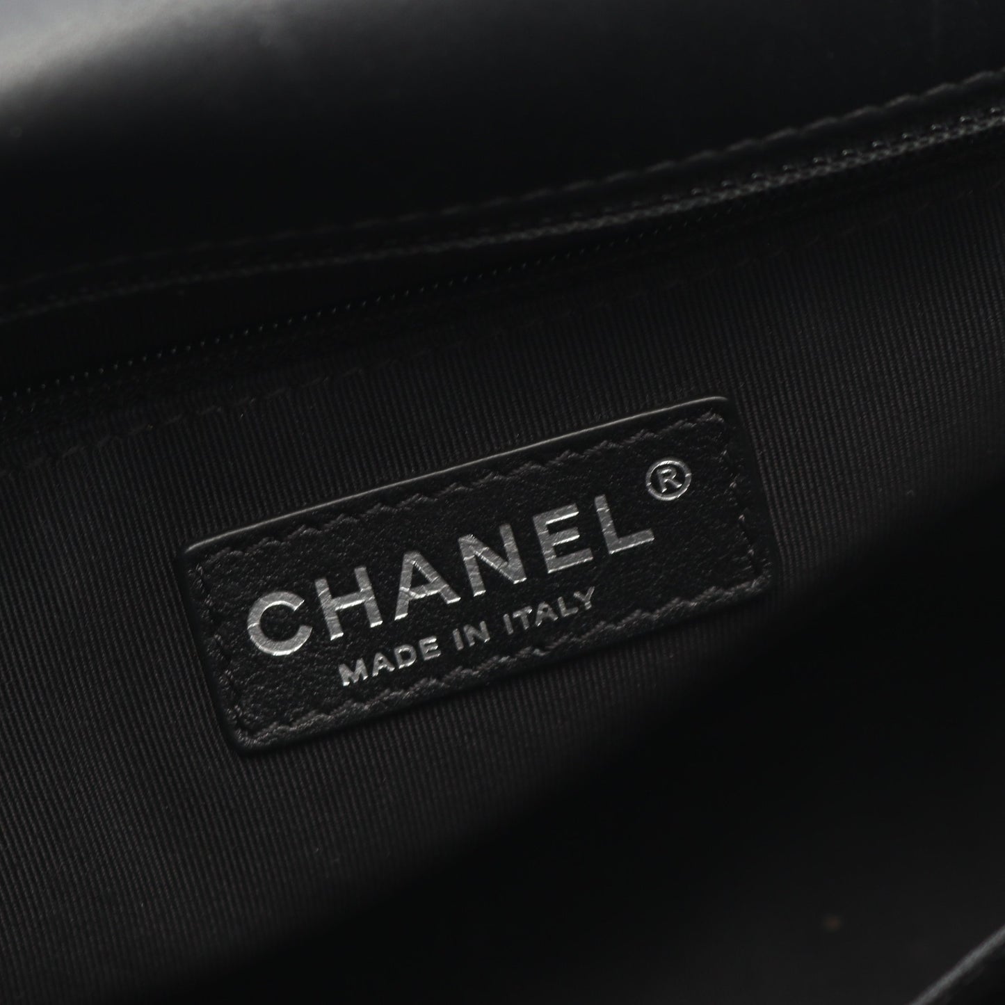 マトラッセ チェーンショルダーバッグ ラムスキン ブラック アンティークシルバー金具 シャネル バッグ CHANEL