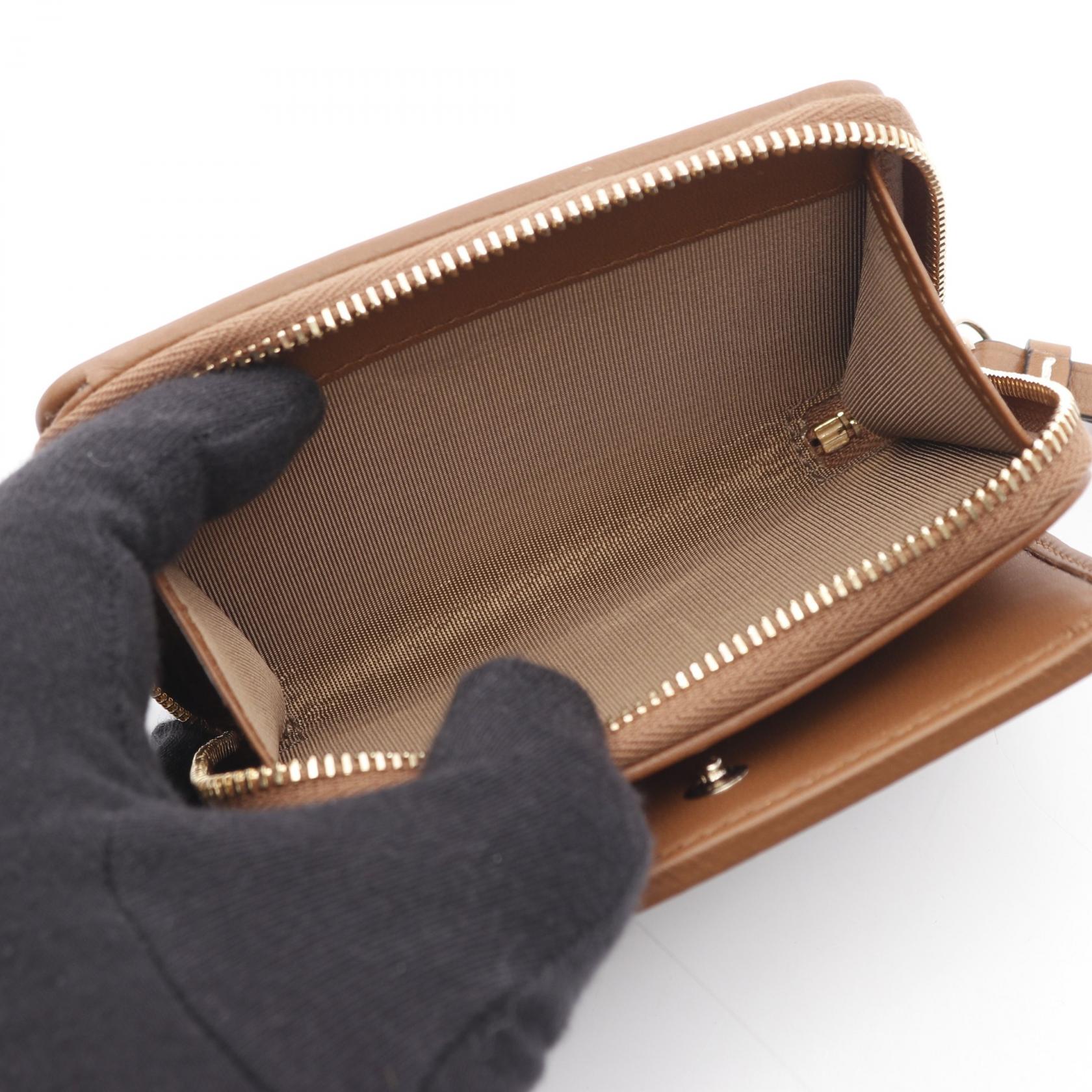 グッチ GUCCI GGエンブレム ジップ ミニ ウォレット 二つ折り財布 財布 レザー PVC レディース ベージュ系 / ブラウン系 819131FAD6L9758 【新品】 GGエンブレム ジップ ミニ ウォレット 二つ折り財布 レザー PVC