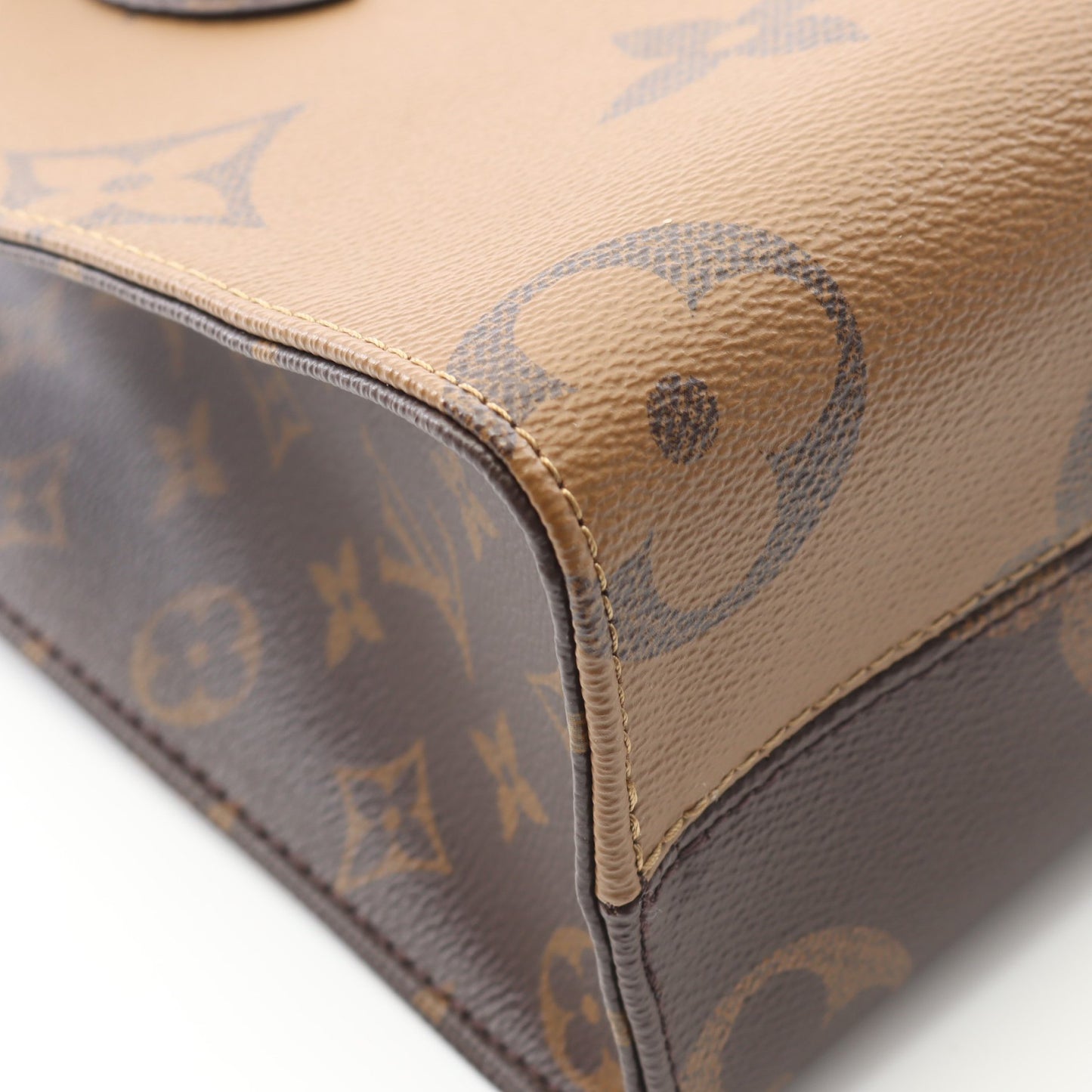 オンザゴーPM モノグラムジャイアント リバース ハンドバッグ PVC ブラウン ベージュ 2WAY ルイヴィトン バッグ LOUIS VUITTON