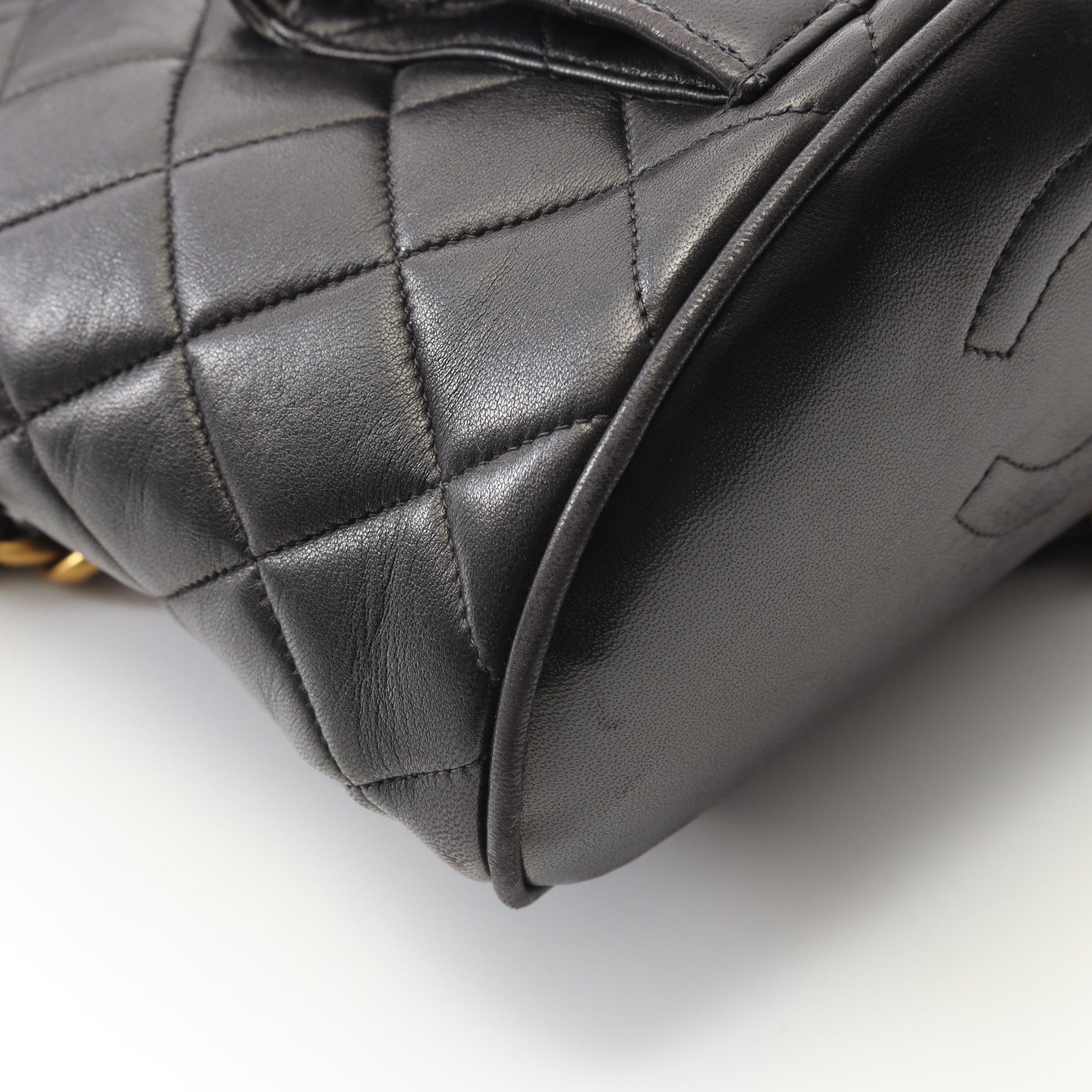 マトラッセ バックパック リュックサック ラムスキン ブラック ゴールド金具 シャネル バッグ CHANEL