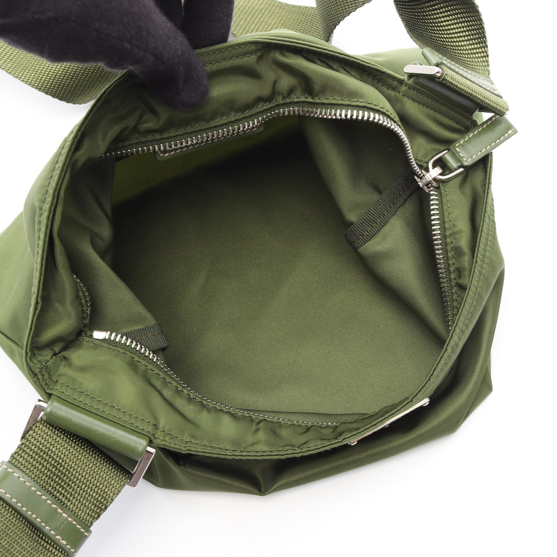 PRADA グリーン ナイロン ショルダーバッグ