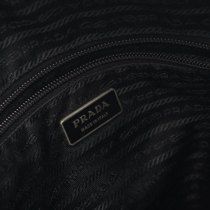 ショルダーバッグ ナイロン サフィアーノレザー ブラック 三角プレート プラダ バッグ PRADA
