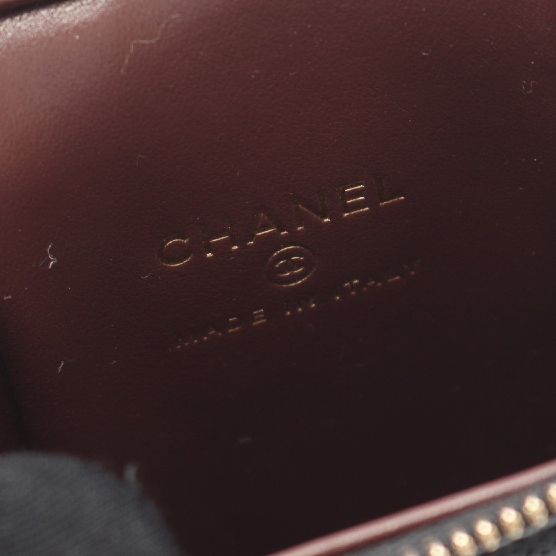 マトラッセ バニティバッグ チェーンショルダーバッグ キャビアスキン ブラック ゴールド金具 シャネル バッグ CHANEL