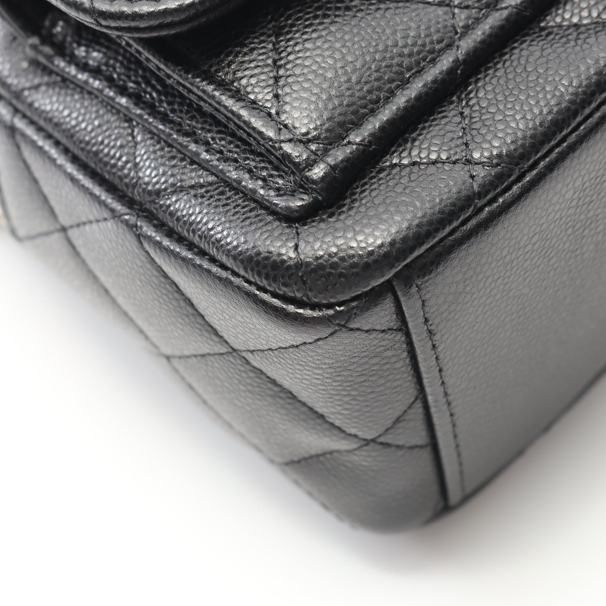 マトラッセ ミニリュック キャビアスキン ブラック ゴールド金具 シャネル バッグ CHANEL