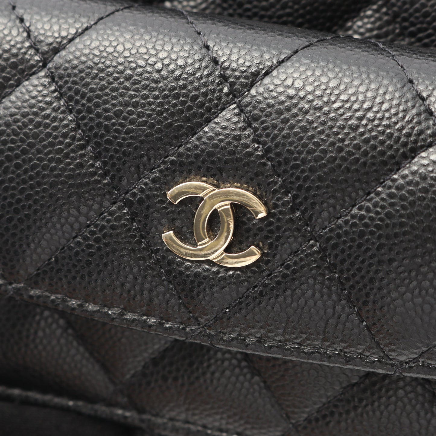 マトラッセ ミニリュック キャビアスキン ブラック ゴールド金具 シャネル バッグ CHANEL