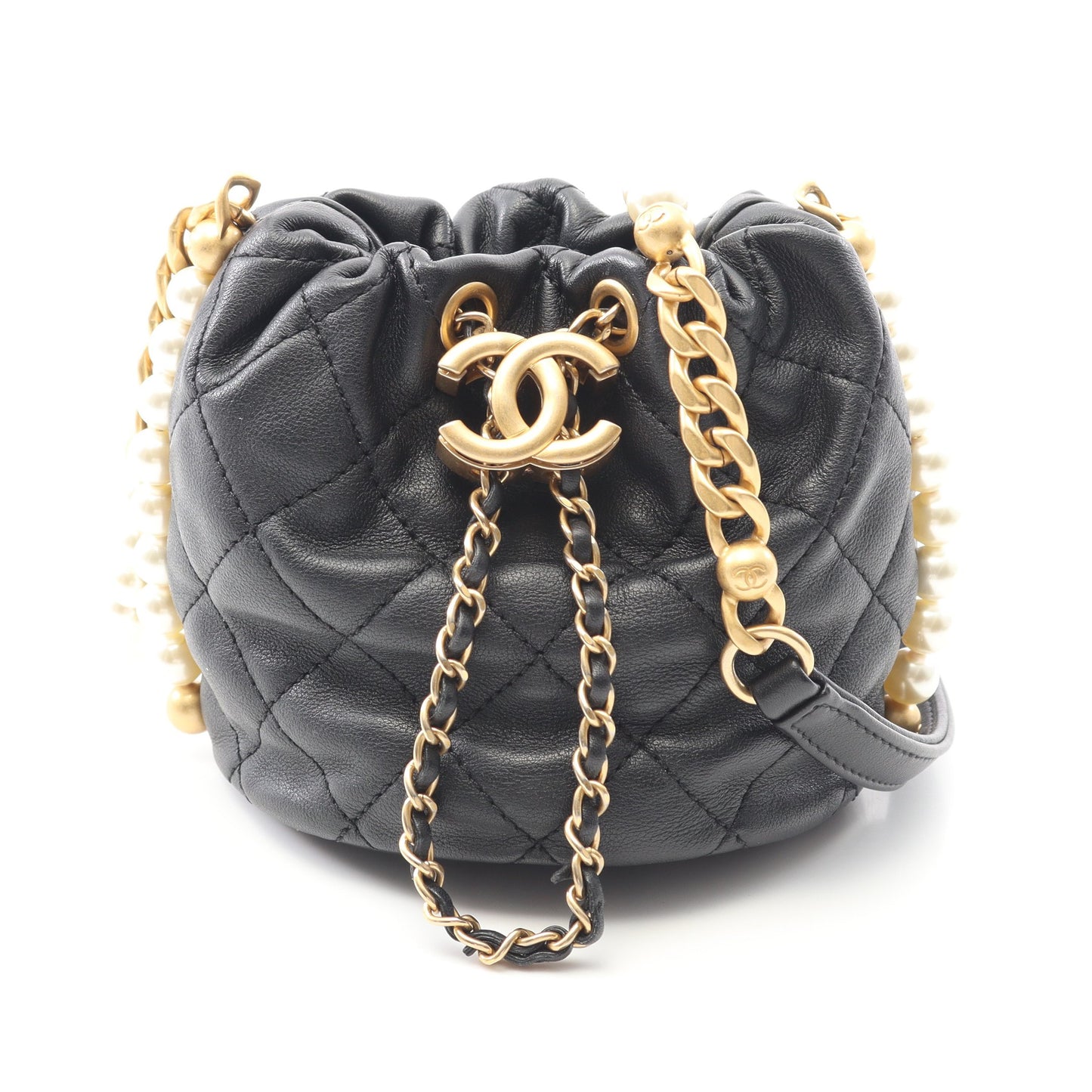 マトラッセ チェーンショルダーバッグ ラムスキン ブラック ゴールド金具 巾着 シャネル バッグ CHANEL