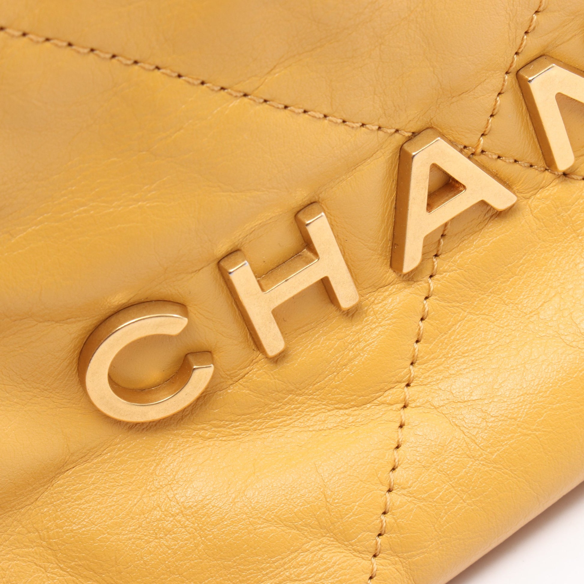 CHANEL 22 ミニ チェーンショルダーバッグ レザー イエロー ゴールド金具 シャネル バッグ CHANEL