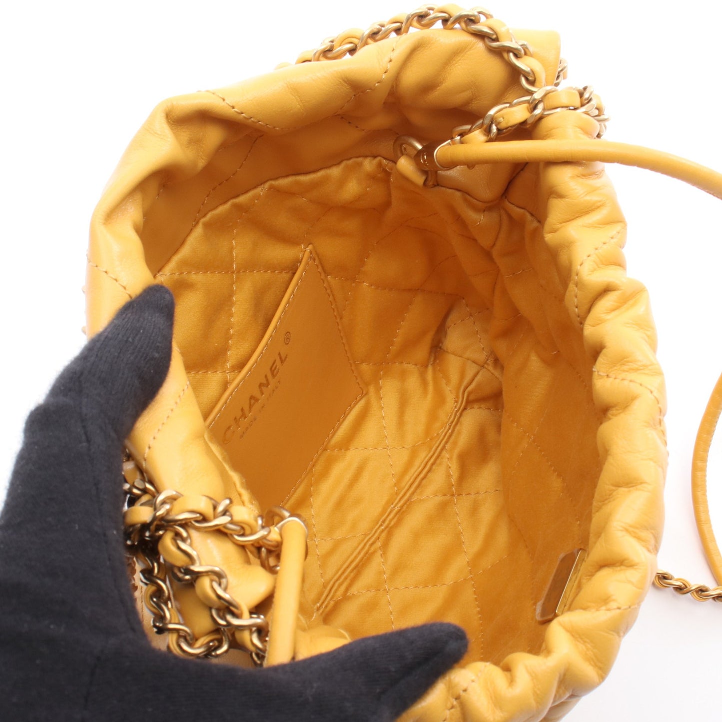 CHANEL 22 ミニ チェーンショルダーバッグ レザー イエロー ゴールド金具 シャネル バッグ CHANEL