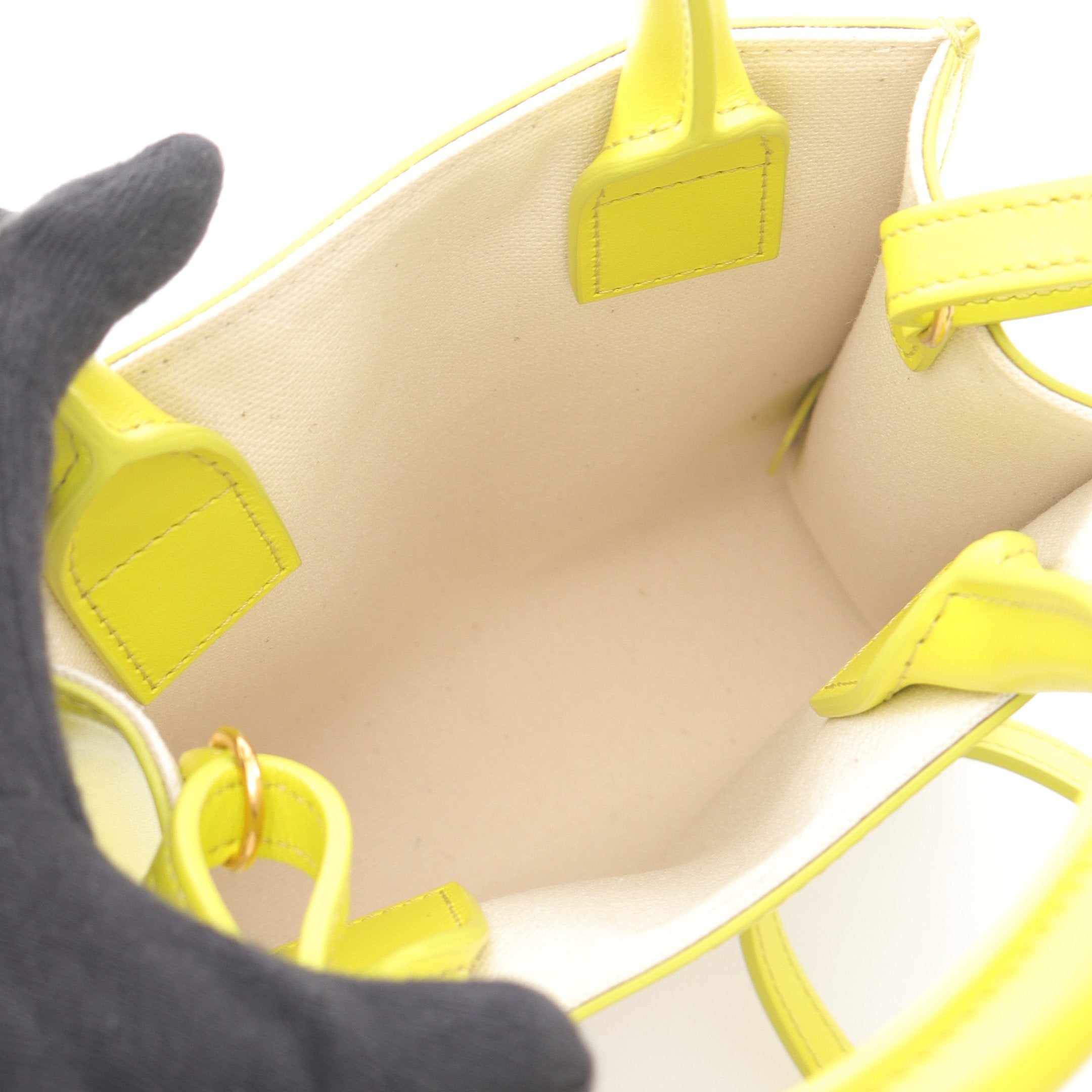 CELINE193302　ミニバーティカルカバ　ホワイト×イエロー セリーヌ ミニバーティカルカバ ホワイト/イエロー 193302 キャンバス